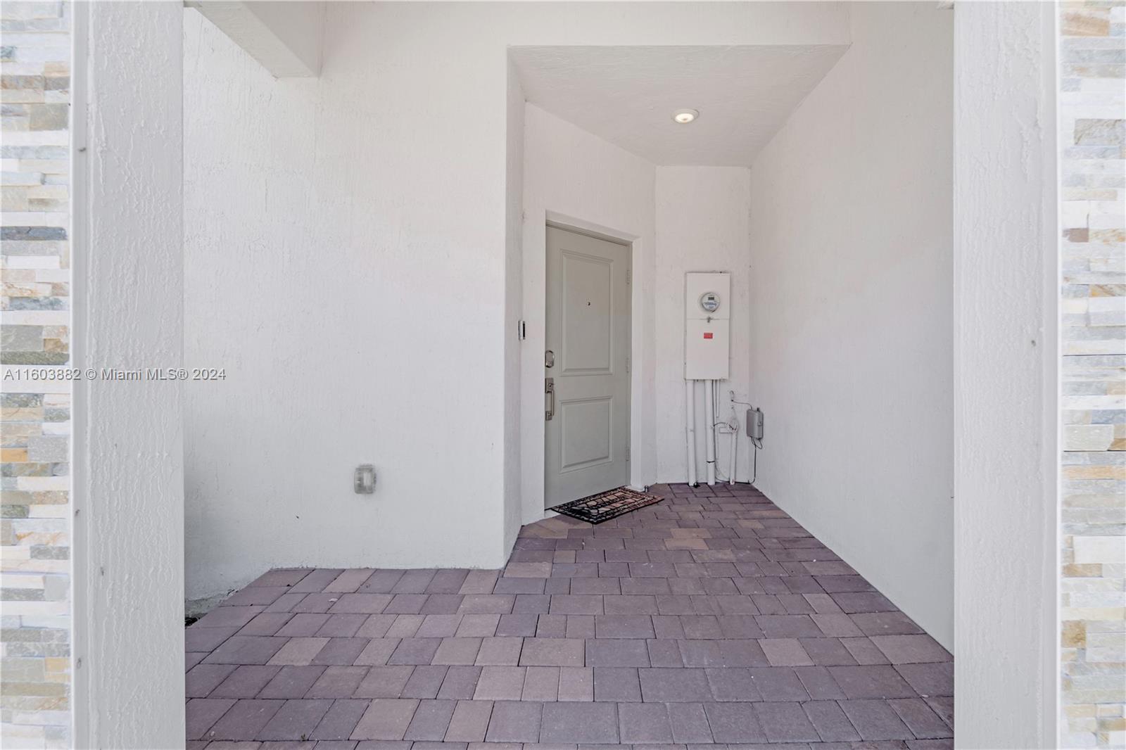2324 NW 125th St