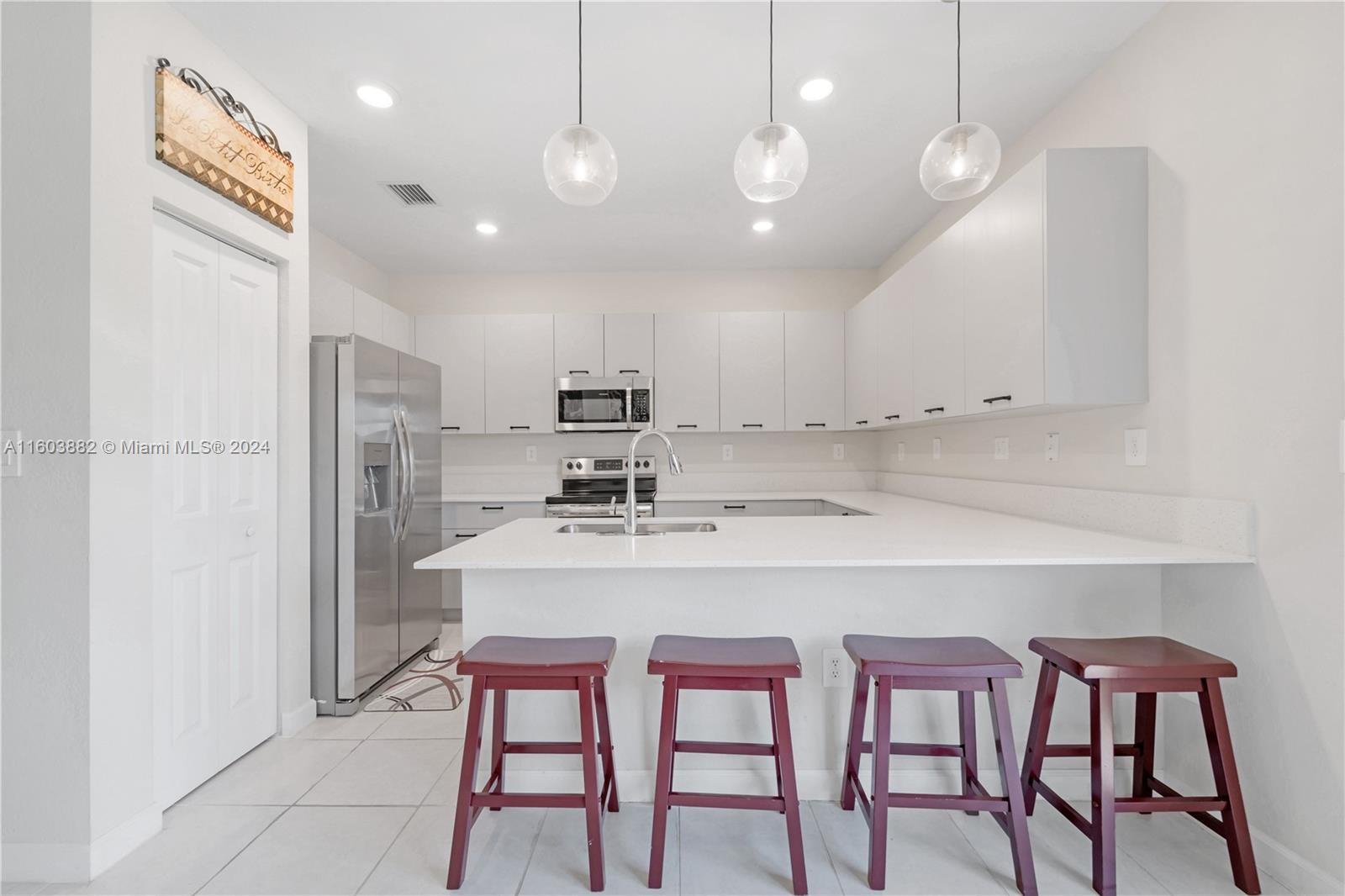 2324 NW 125th St