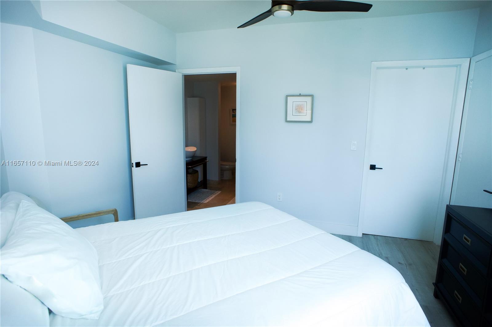 350 S Miami Ave Unit: 2506