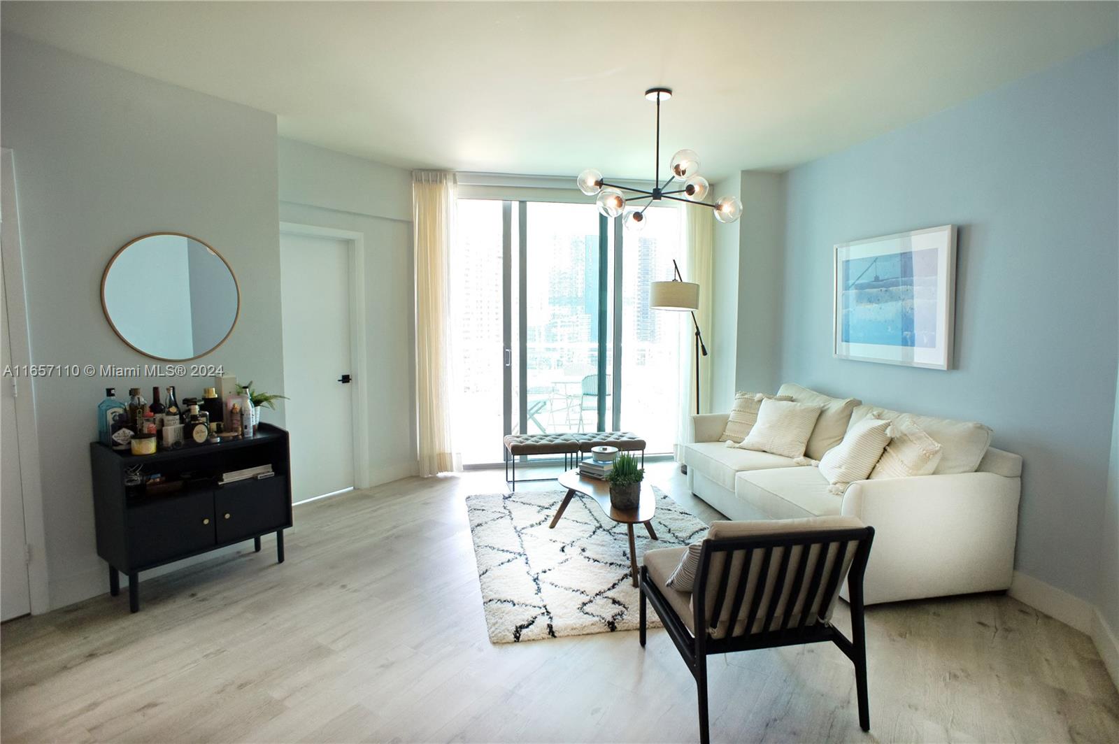 350 S Miami Ave Unit: 2506