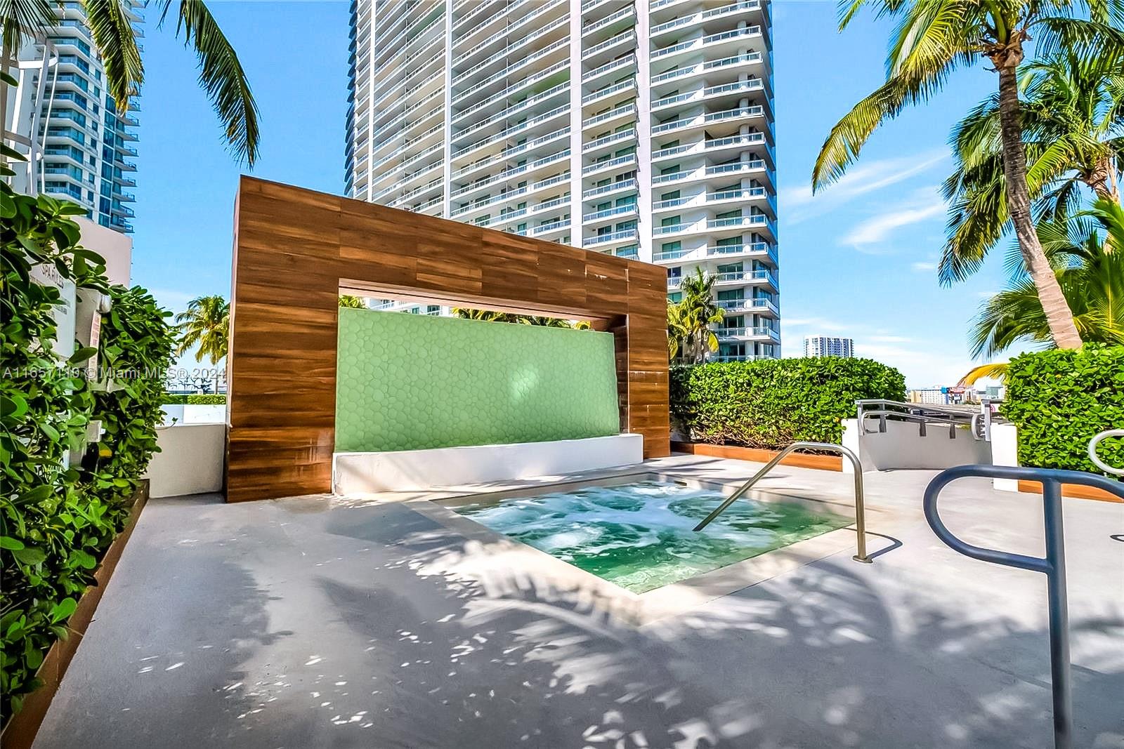 350 S Miami Ave Unit: 2506