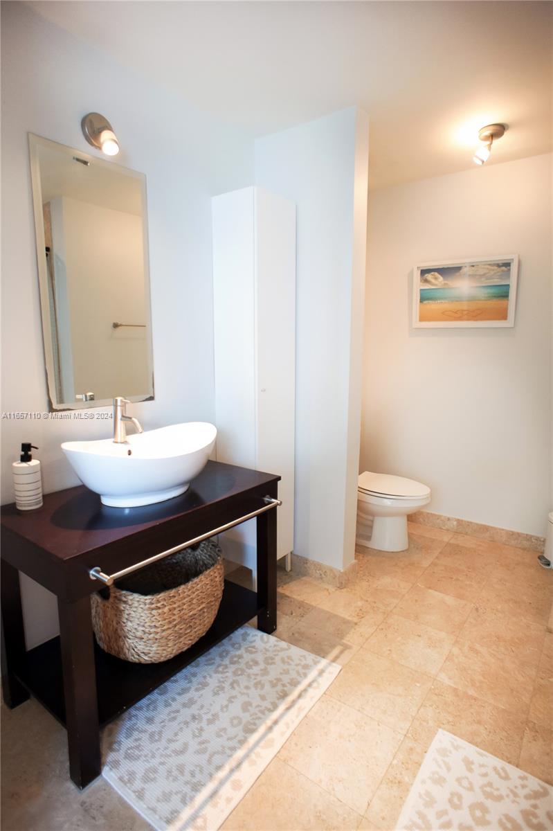 350 S Miami Ave Unit: 2506