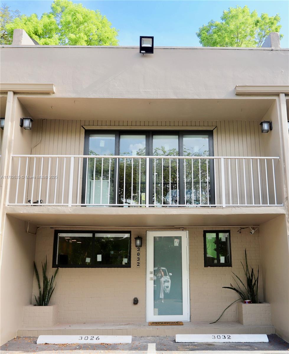 3032 Center St # 3032