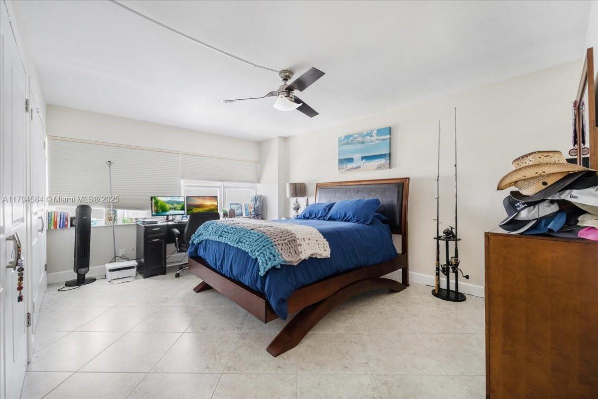 2100 S Ocean Dr # 10E
