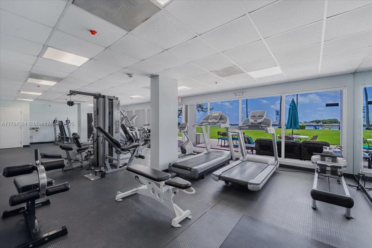 2100 S Ocean Dr # 10E