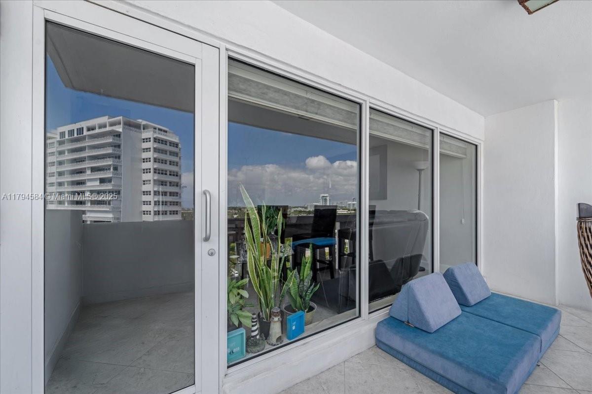 2100 S Ocean Dr # 10E