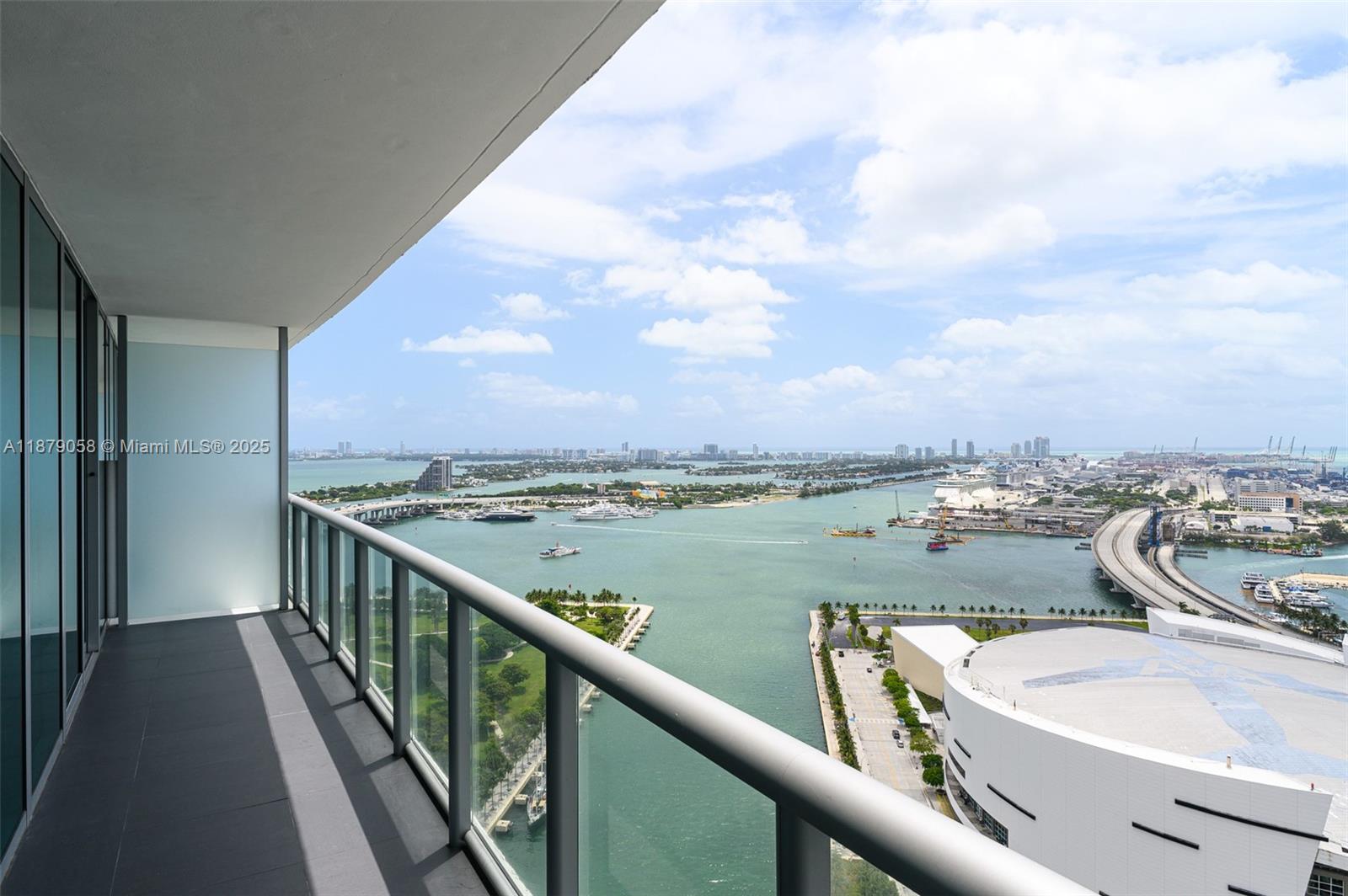 888 Biscayne Blvd # 3406