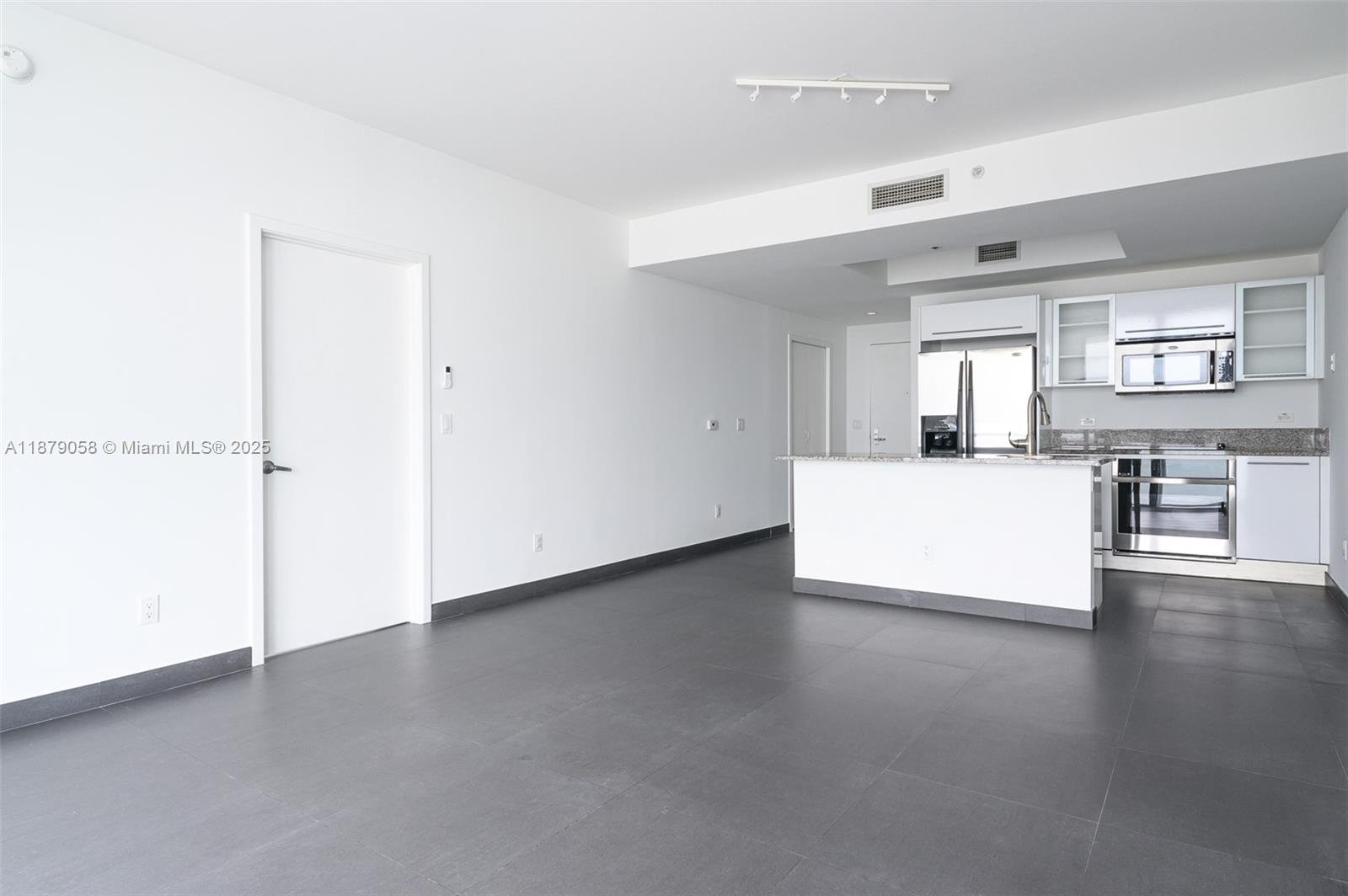 888 Biscayne Blvd # 3406