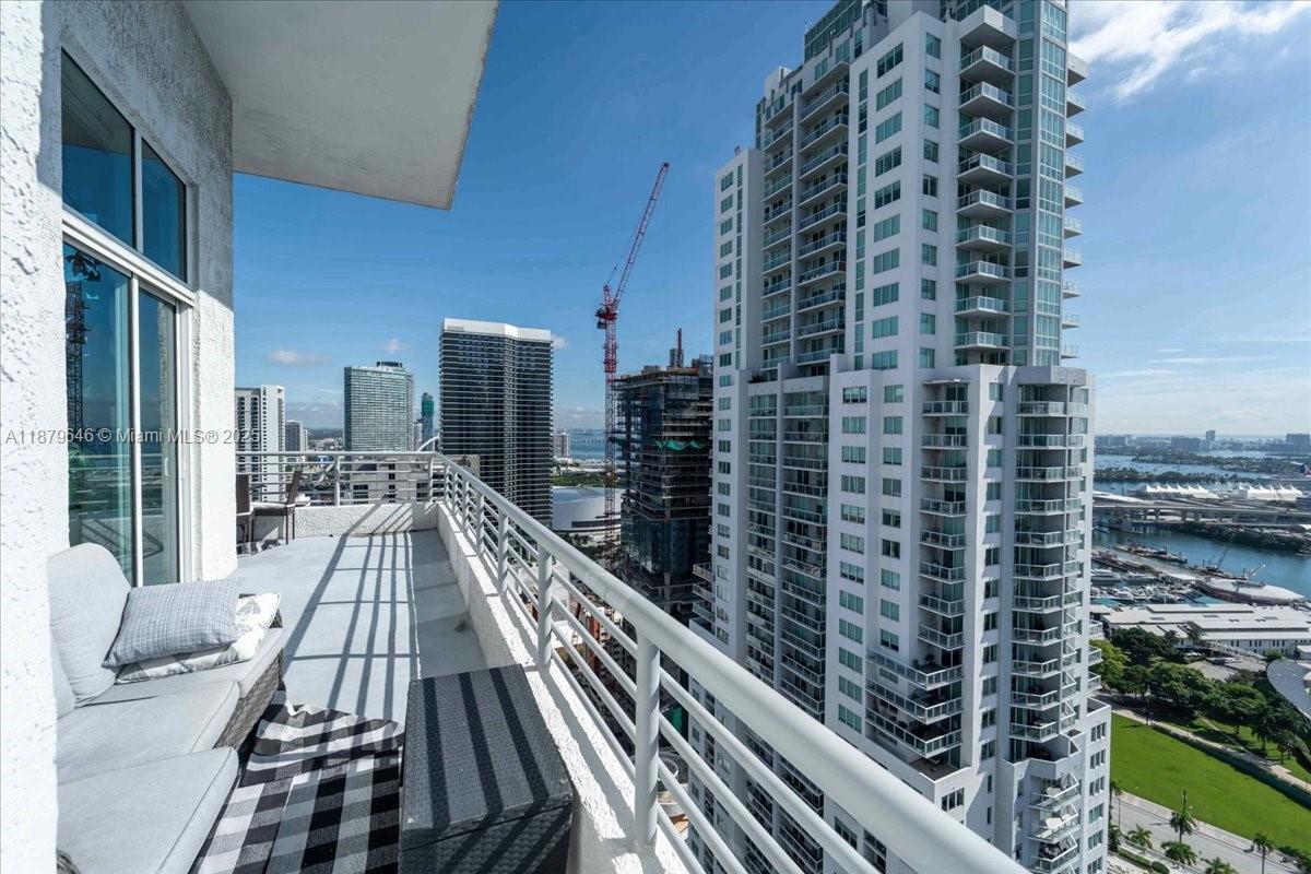 133 NE 2nd Ave # 3601