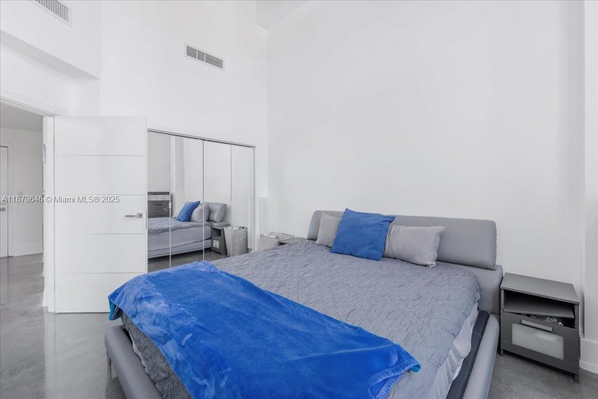 133 NE 2nd Ave # 3601