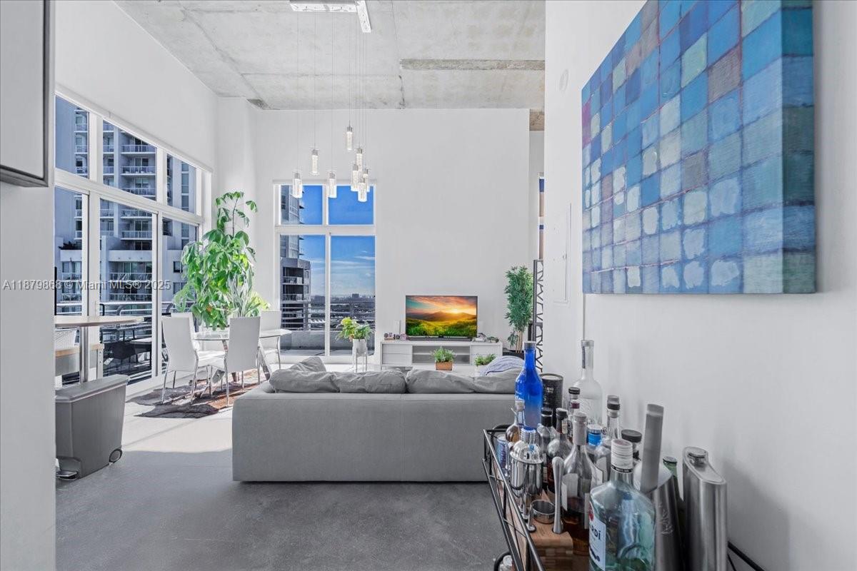 133 NE 2nd Ave # 3601
