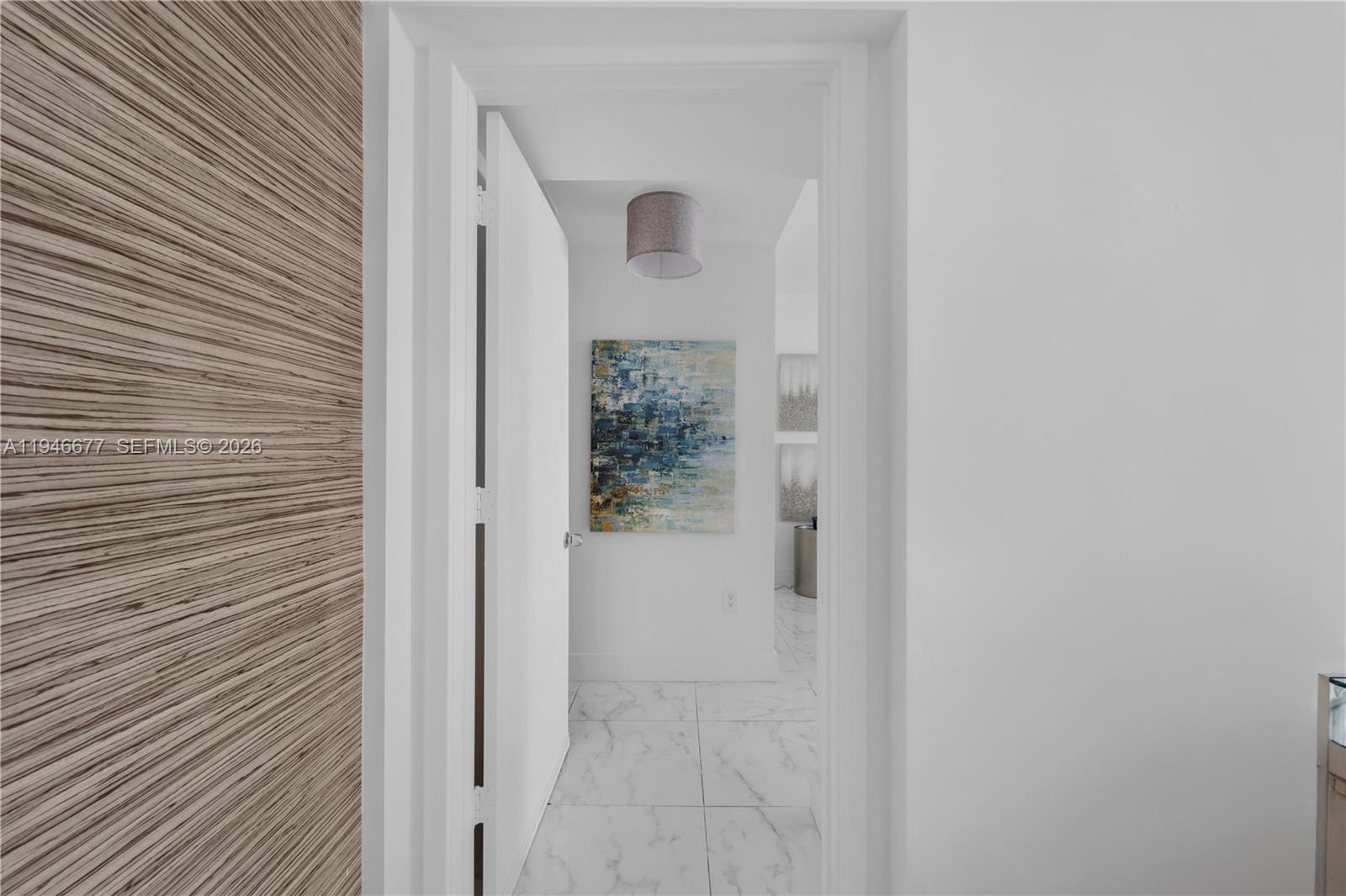 460 NE 28th St # 3002