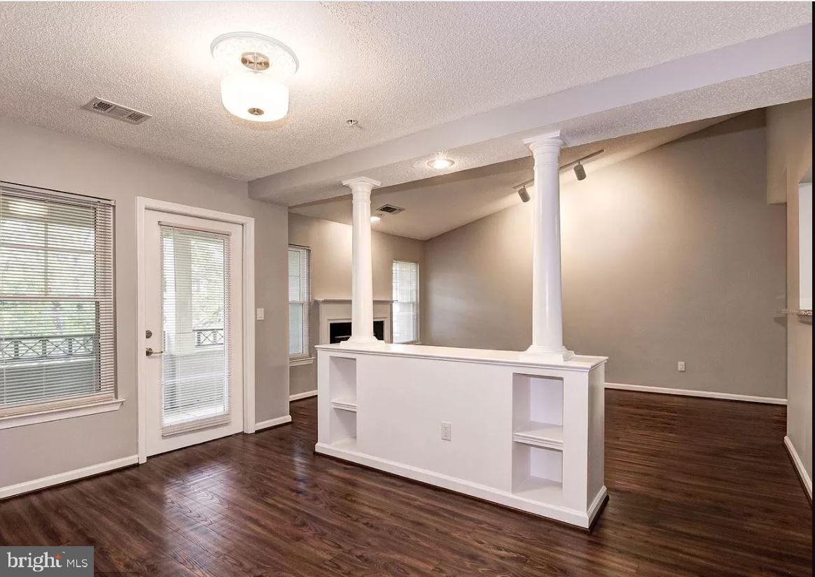 12016 TALIESIN PLACE Unit: 32