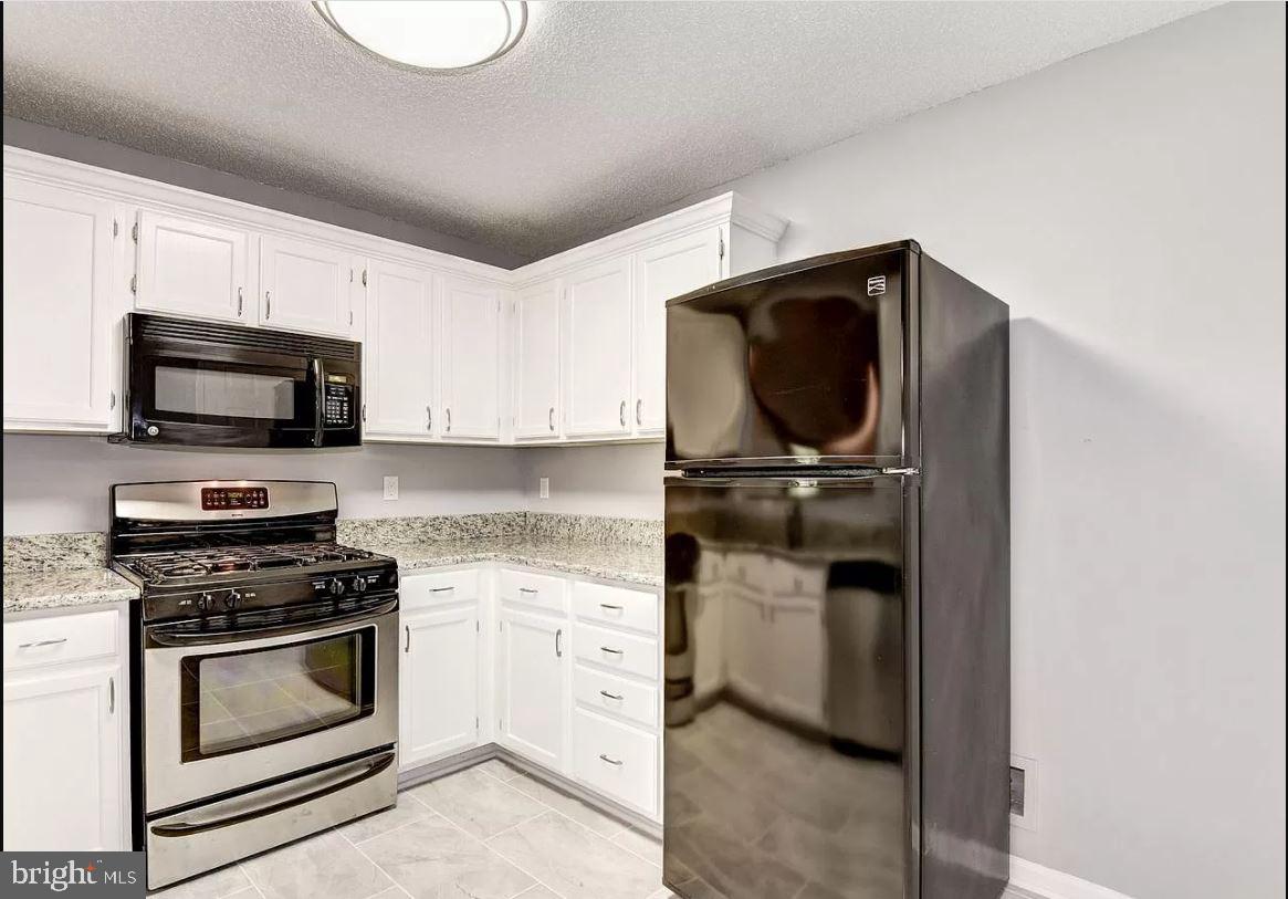 12016 TALIESIN PLACE Unit: 32