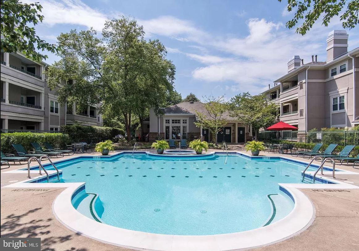 12016 TALIESIN PLACE Unit: 32