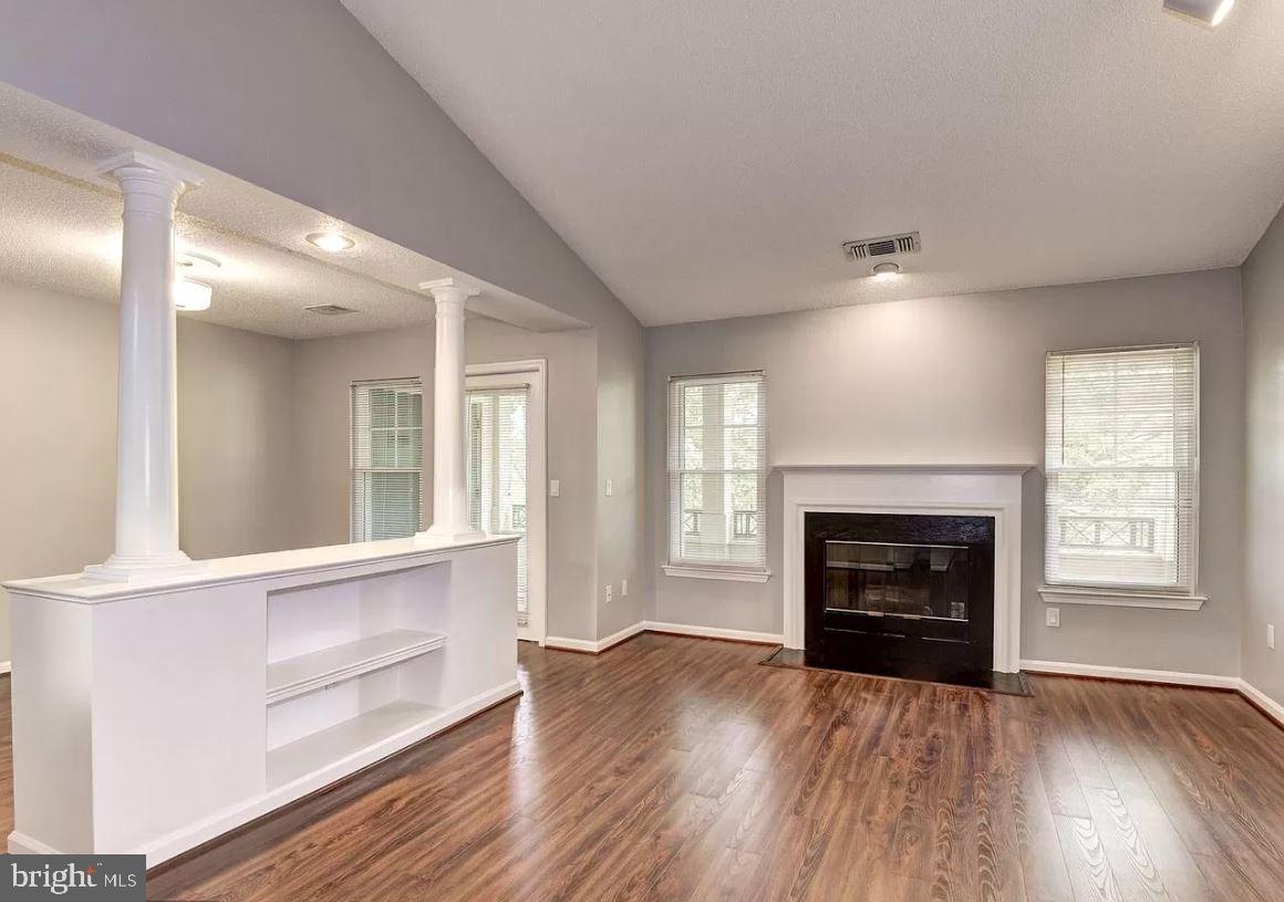 12016 TALIESIN PLACE Unit: 32