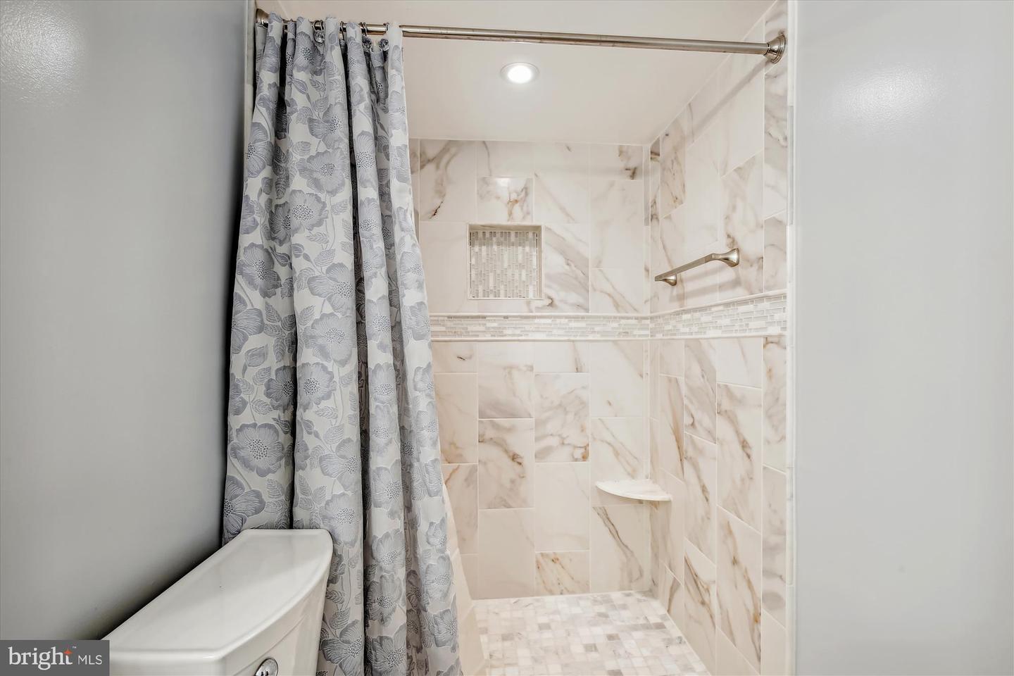 11620 IVYSTONE COURT Unit: 201