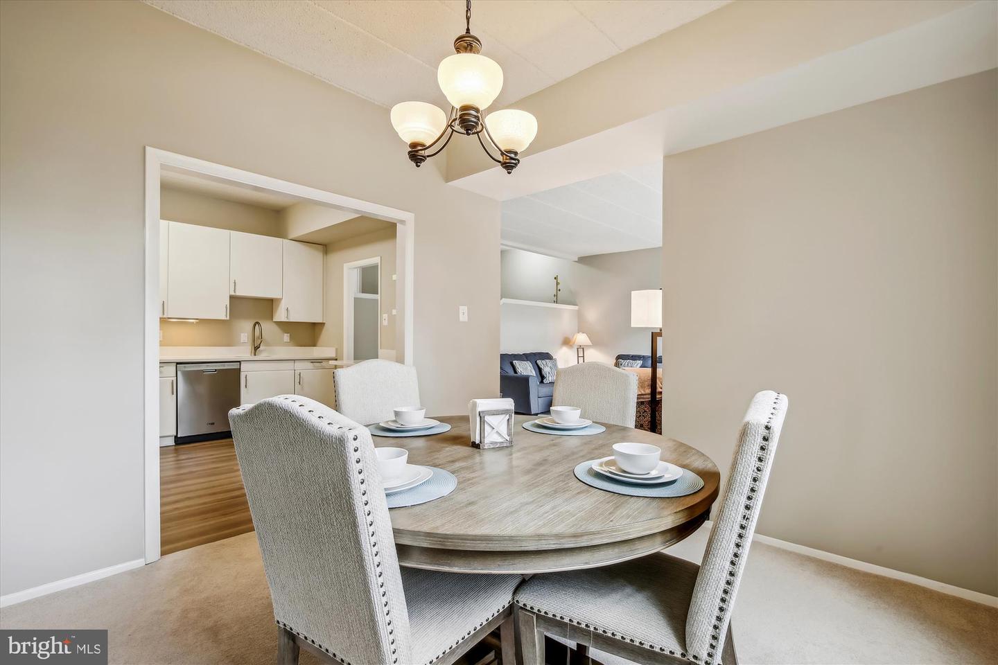 11620 IVYSTONE COURT Unit: 201