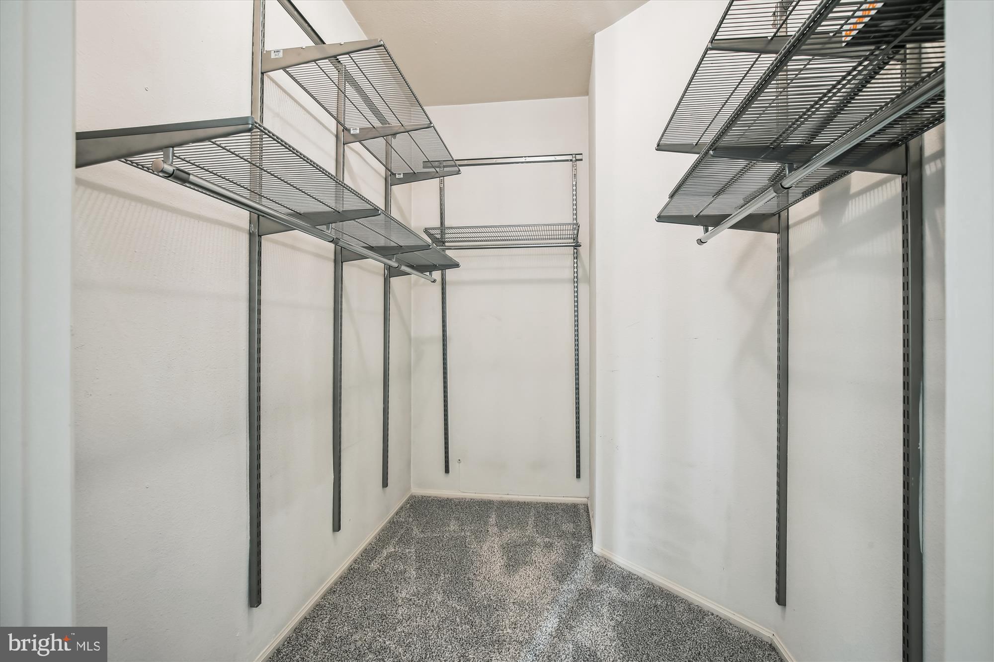 3021 Nicosh CIRCLE Unit: 1309