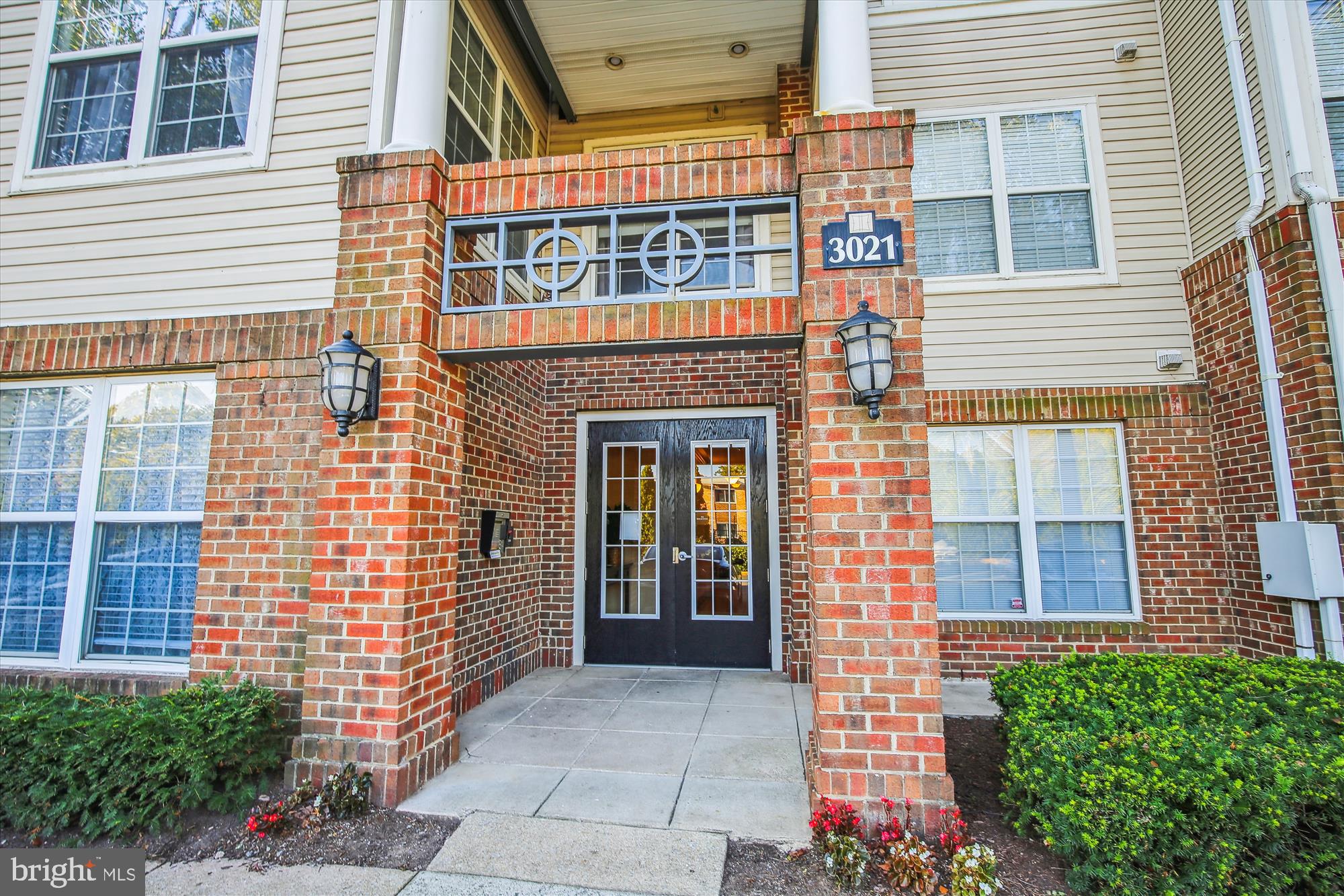 3021 Nicosh CIRCLE Unit: 1309