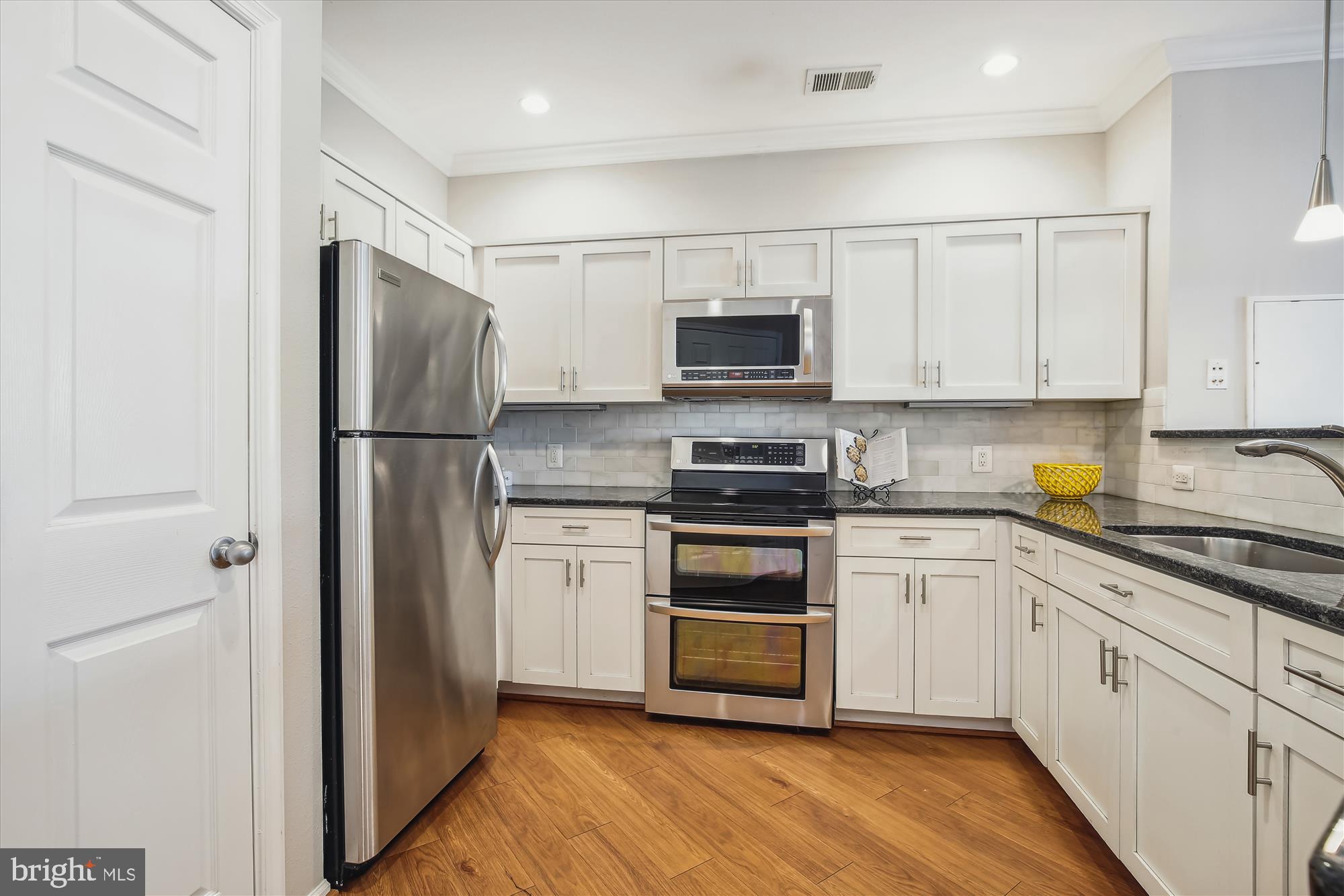 3021 Nicosh CIRCLE Unit: 1309