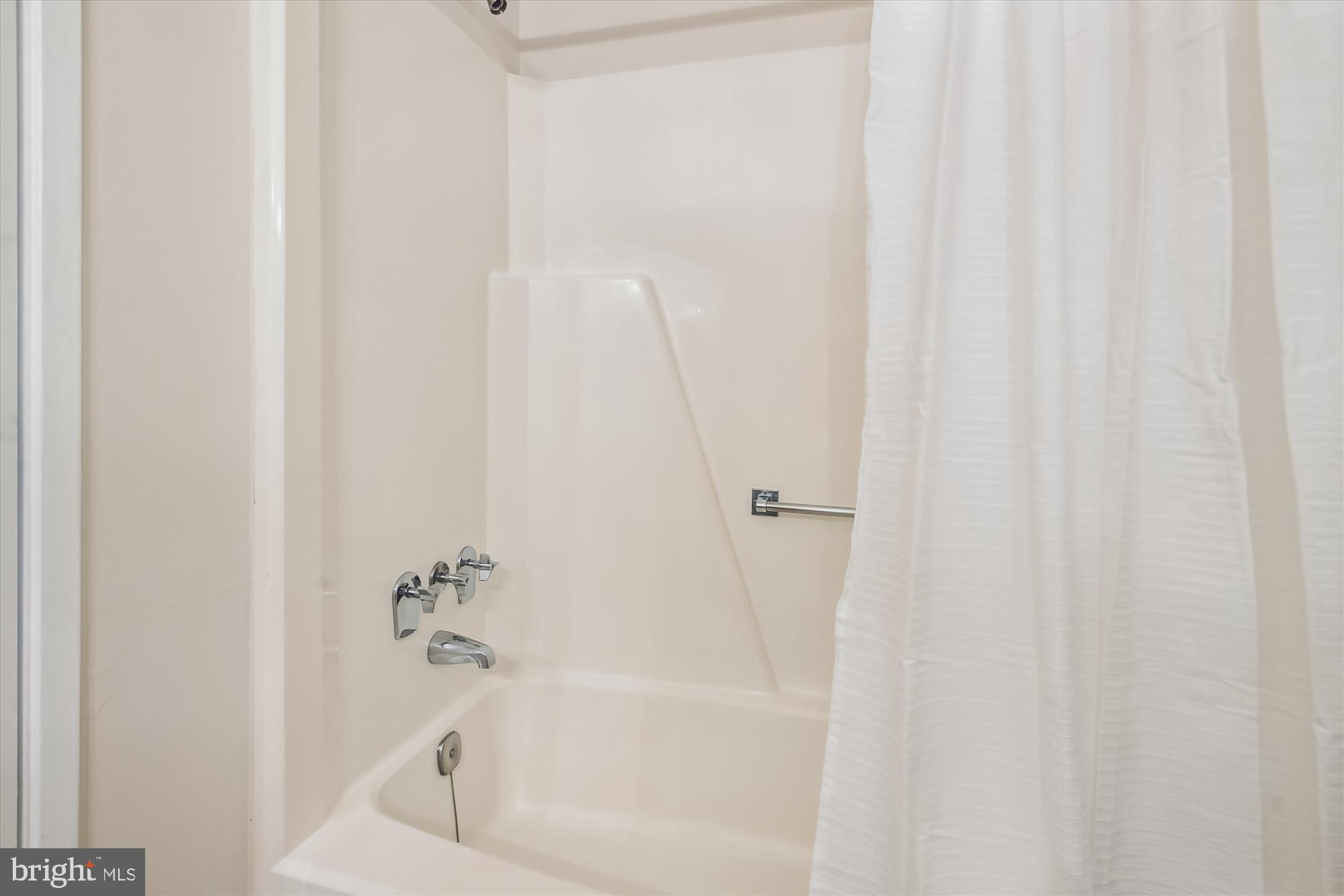 11613 Windbluff COURT Unit: 9B1