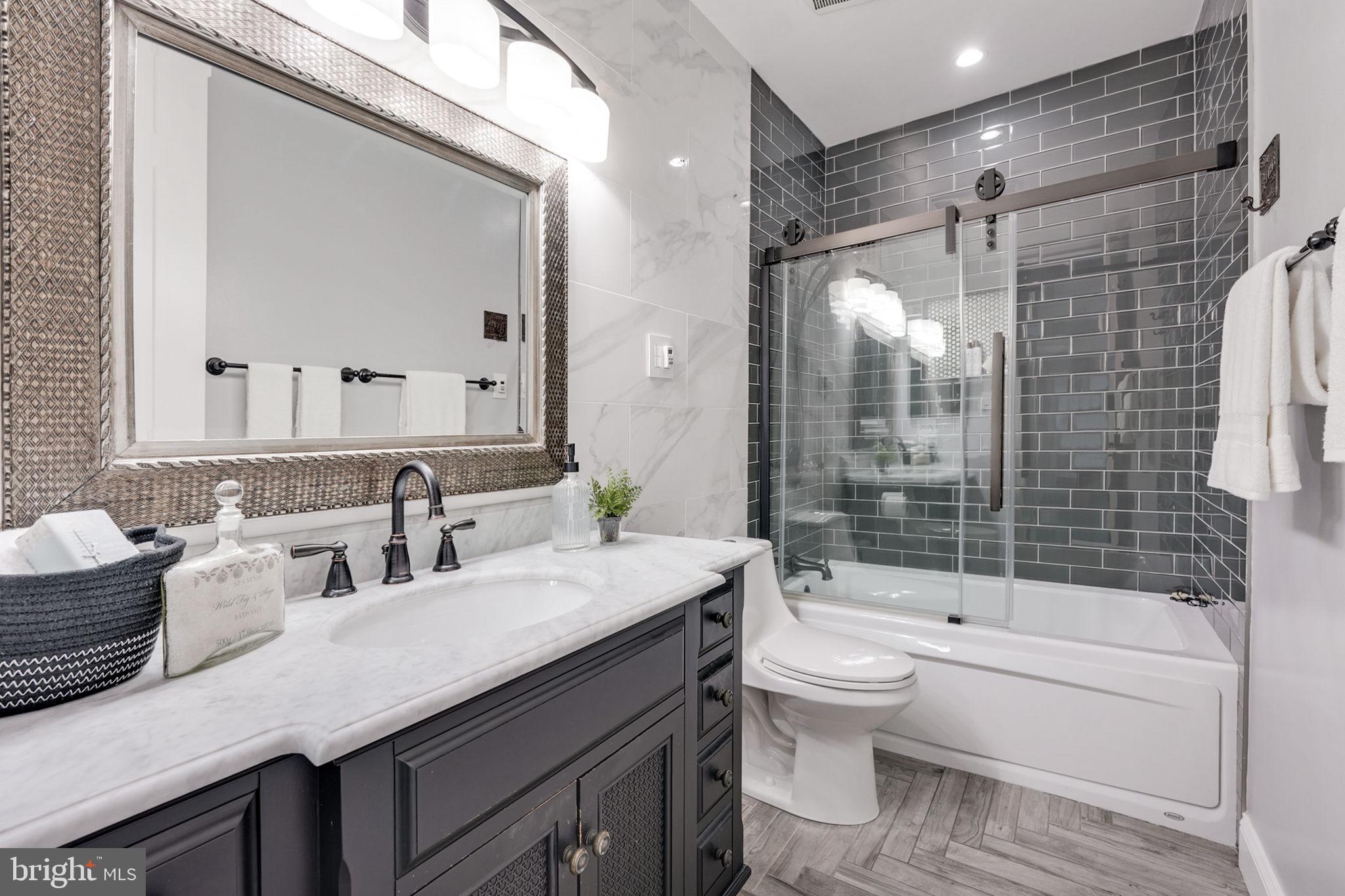 3701 S George Mason Dr #2605n