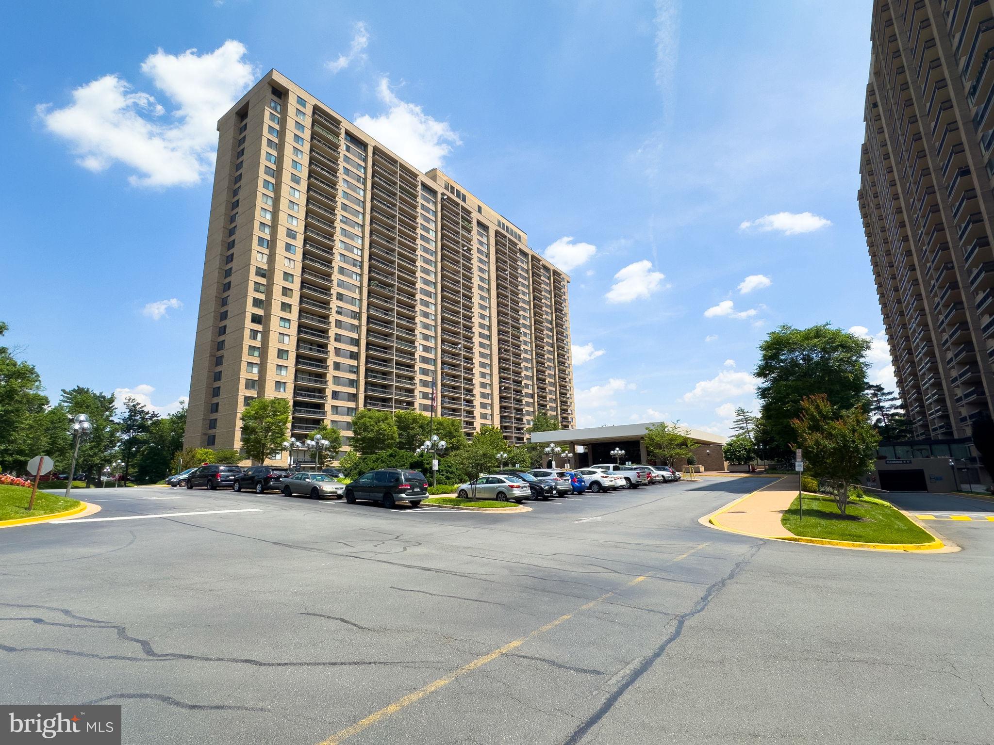 3701 S George Mason Dr #2605n