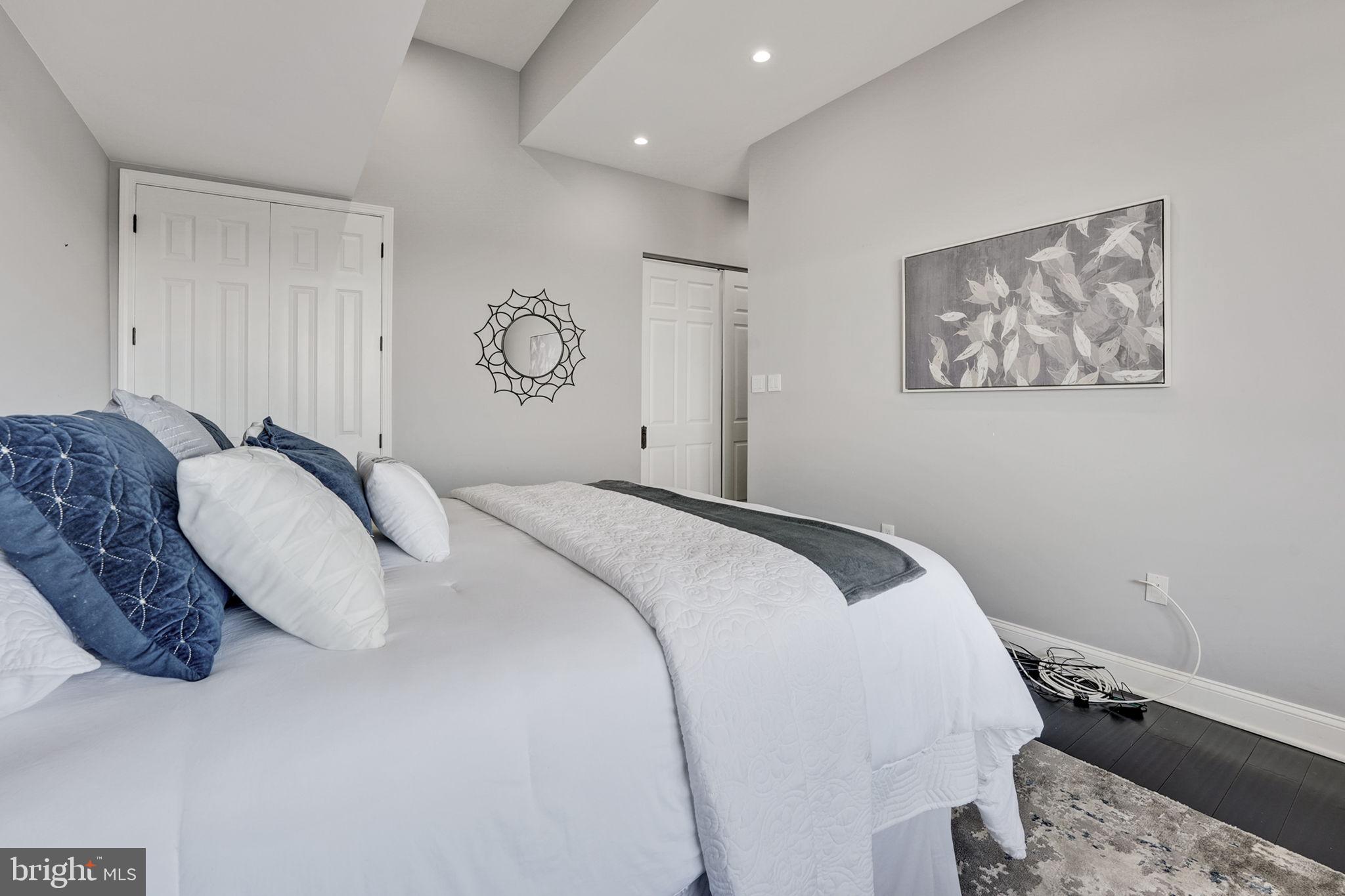 3701 S George Mason Dr #2605n