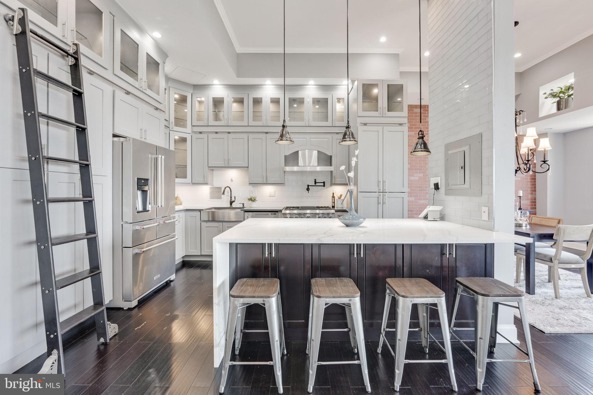 3701 S George Mason Dr #2605n