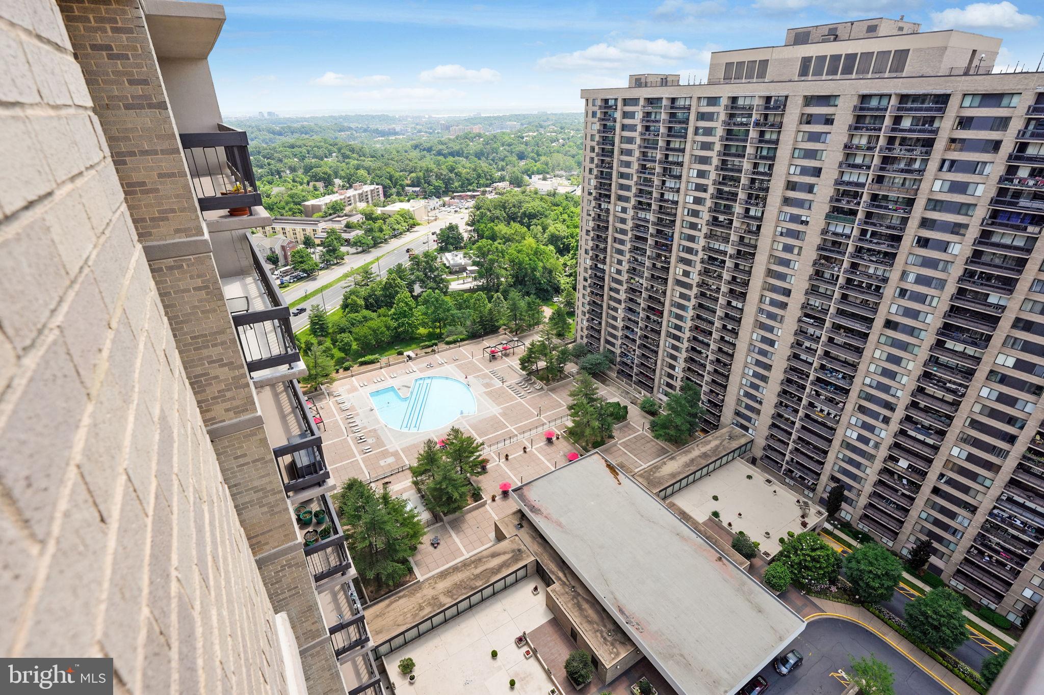 3701 S George Mason Dr #2605n