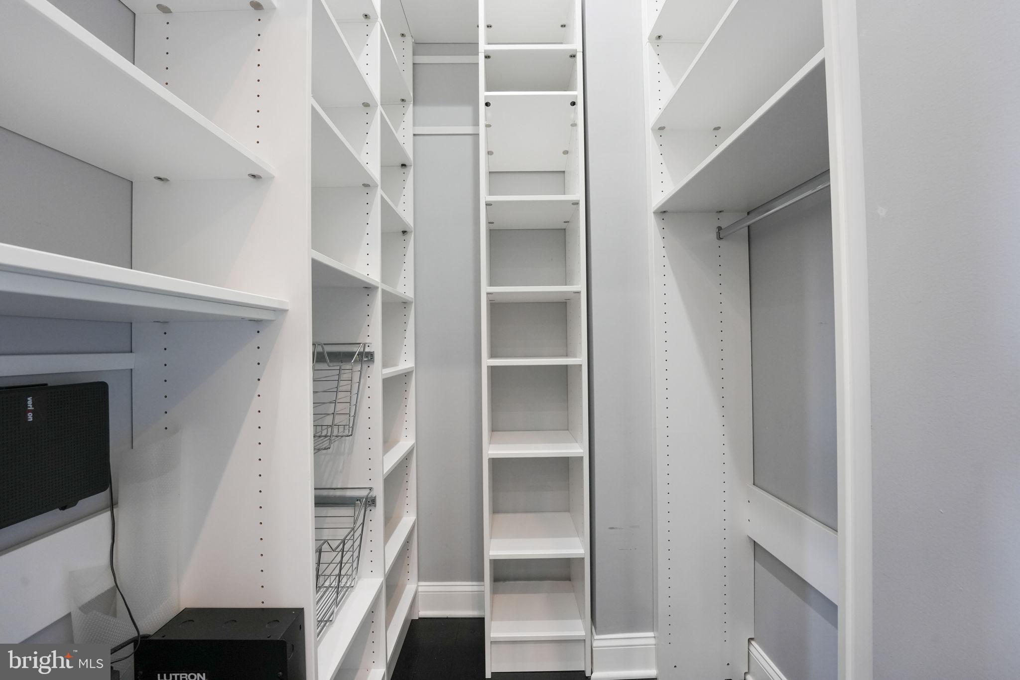 3701 S George Mason Dr #2605n