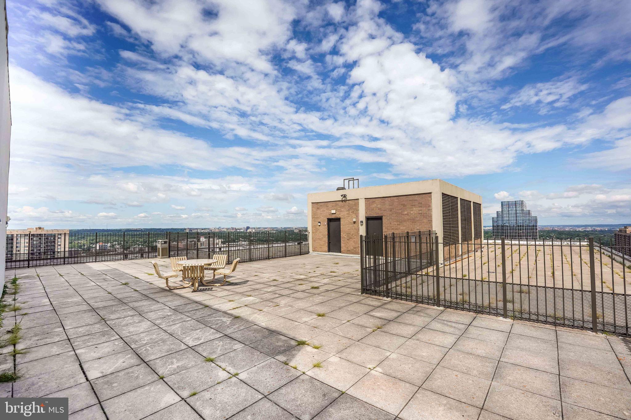 3701 S George Mason Dr #2605n