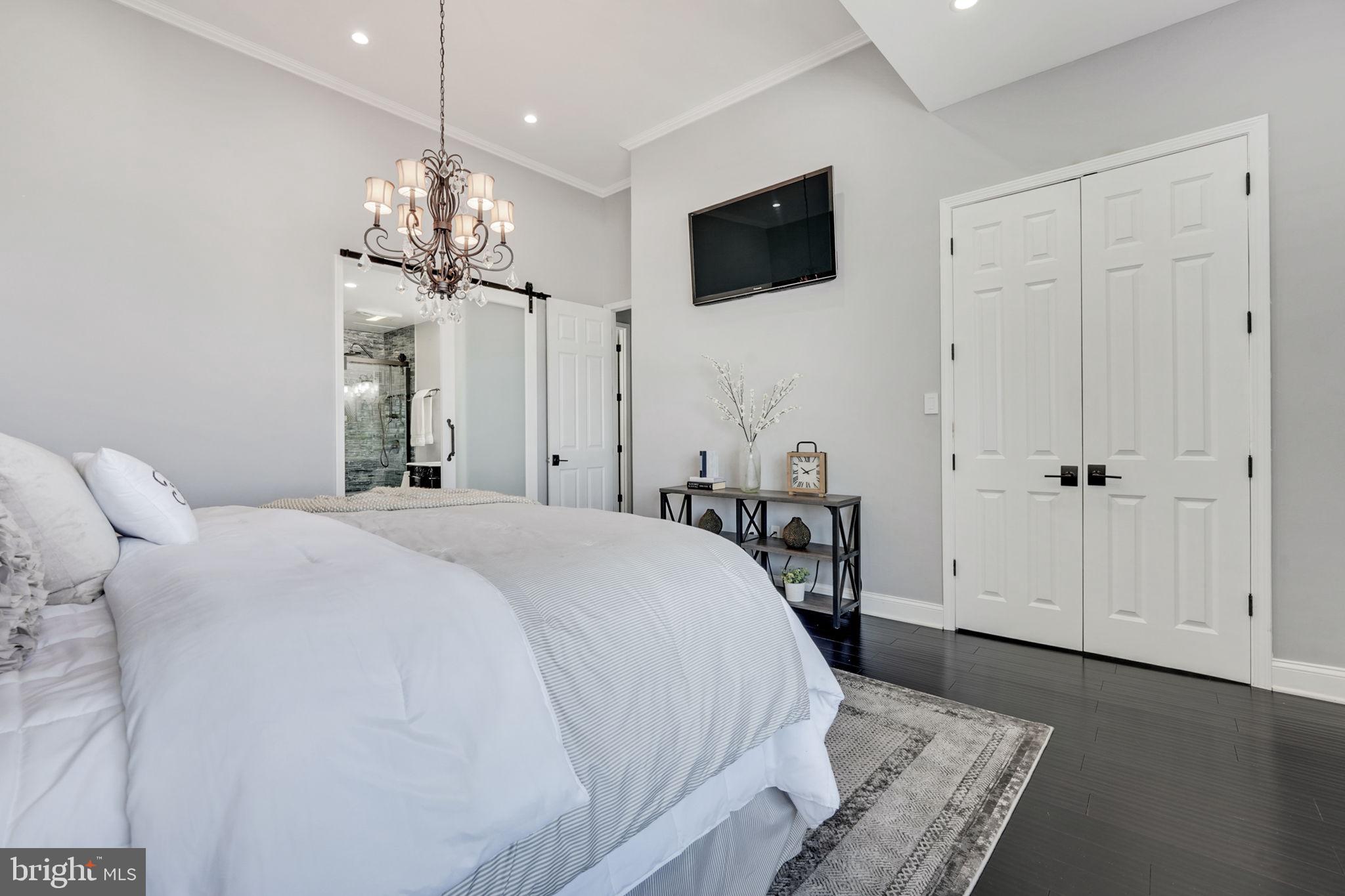 3701 S George Mason Dr #2605n