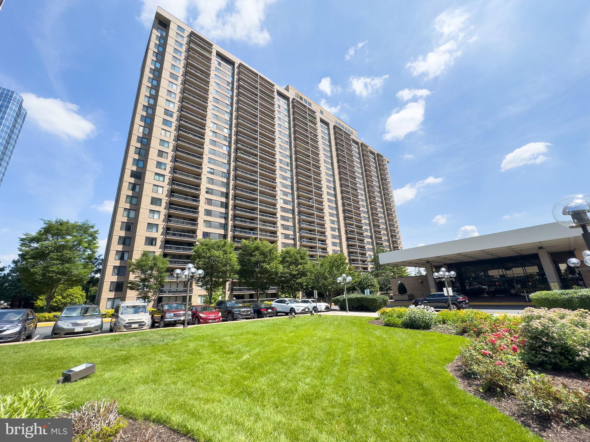 3701 S George Mason Dr #2605n