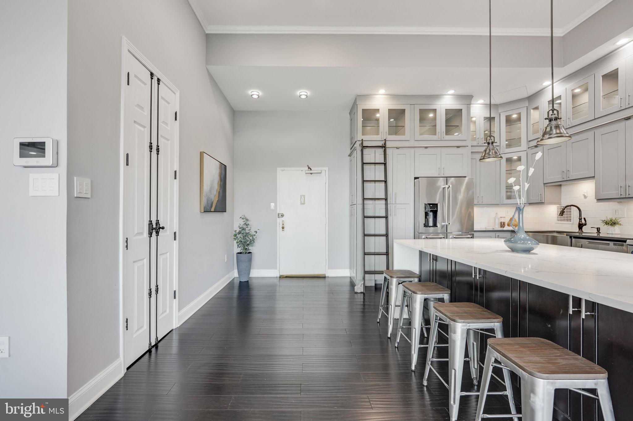 3701 S George Mason Dr #2605n