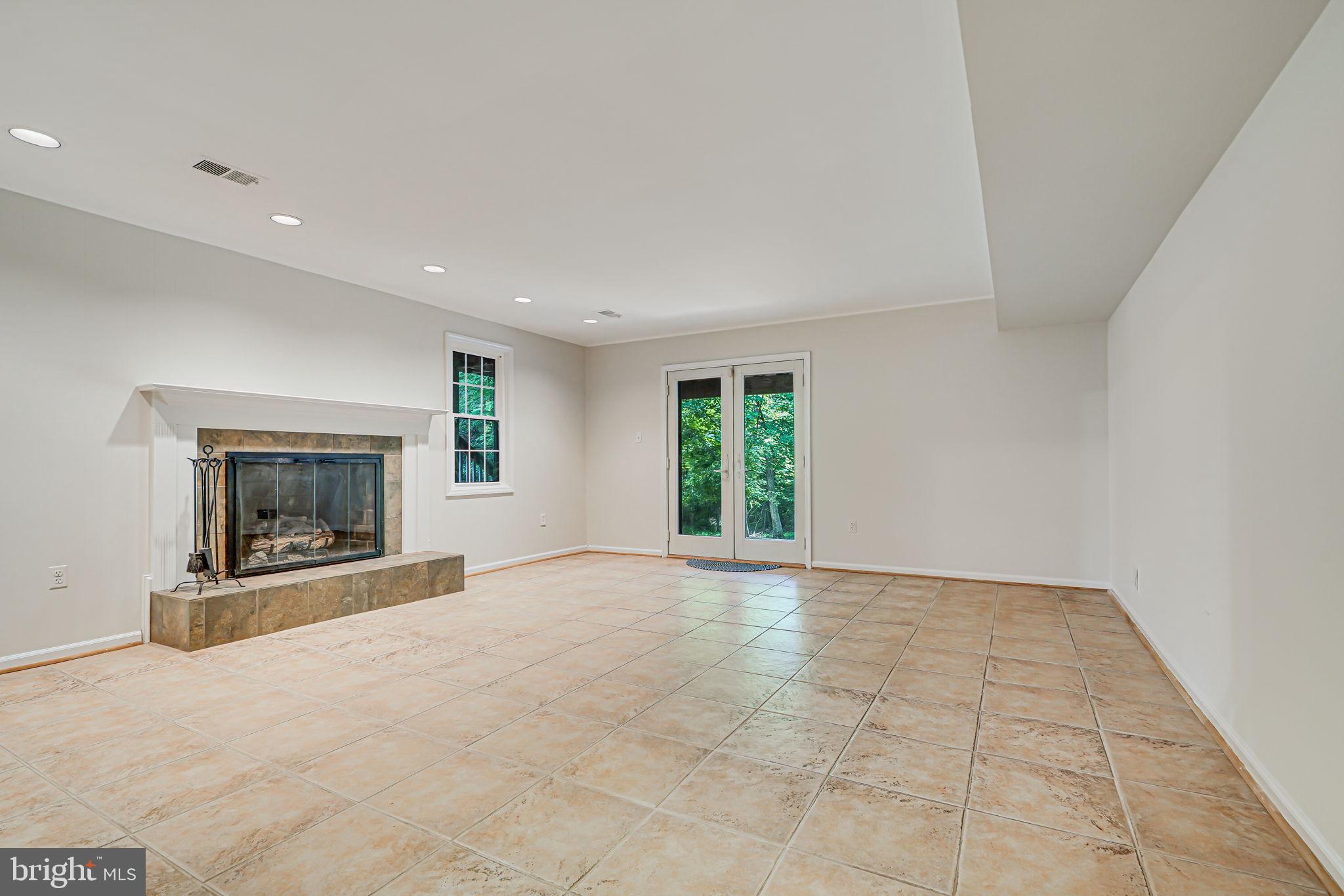 11513 Catalpa Ct