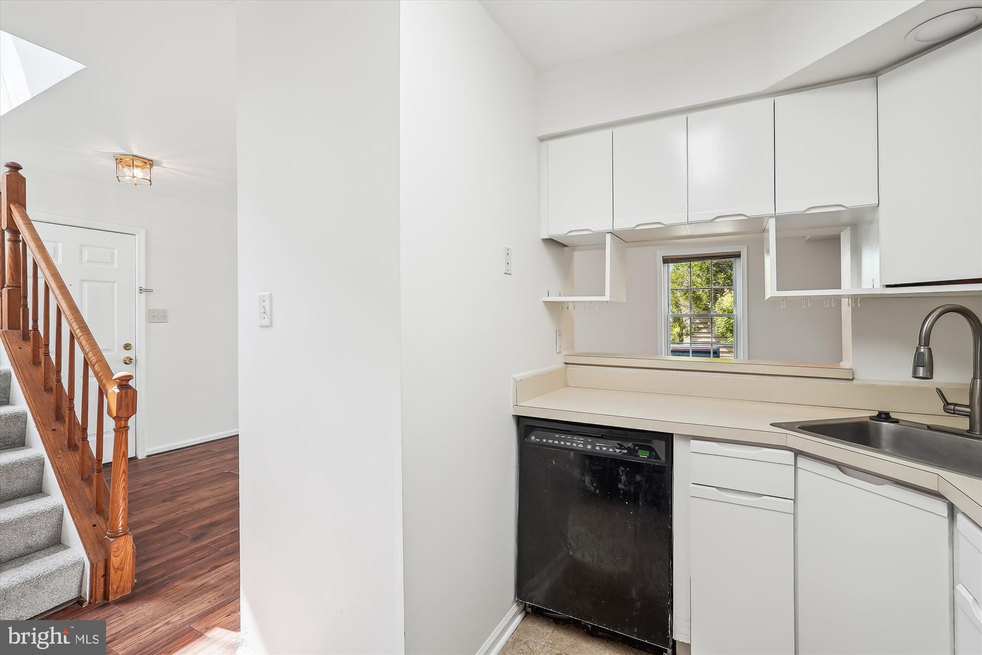 6040 HAVENER HOUSE WAY