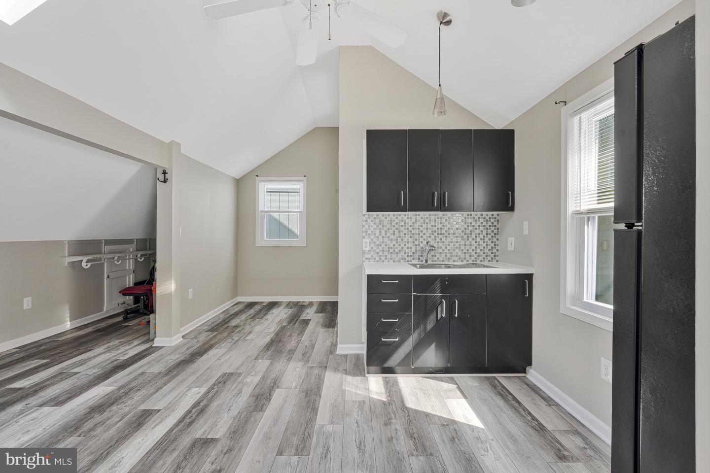 11174 Glade Dr