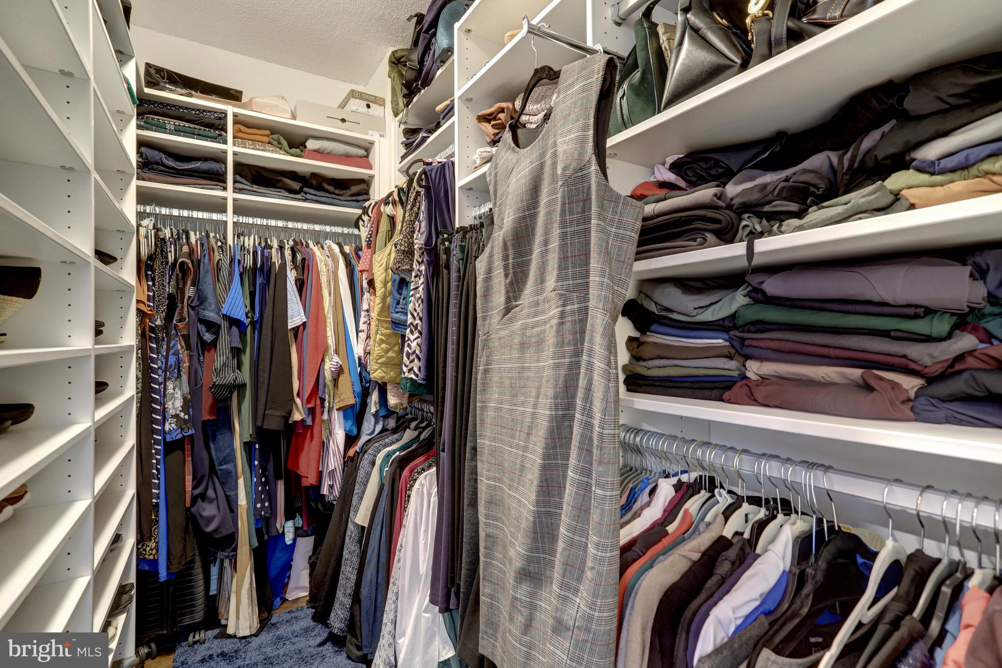 3713 S George Mason Dr #713