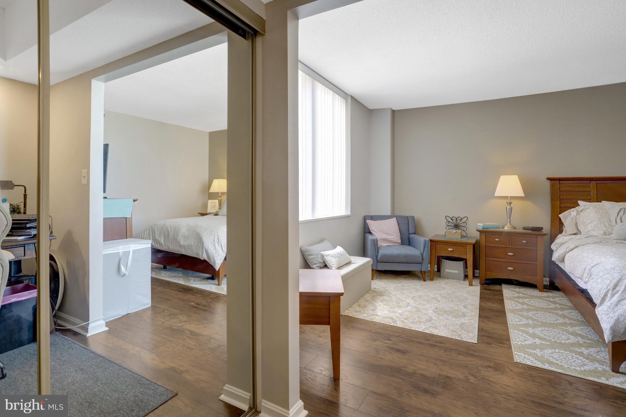 3713 S George Mason Dr #713