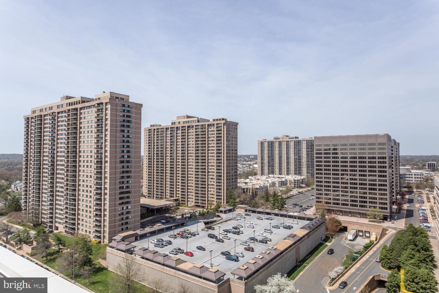 3713 S George Mason Dr #713