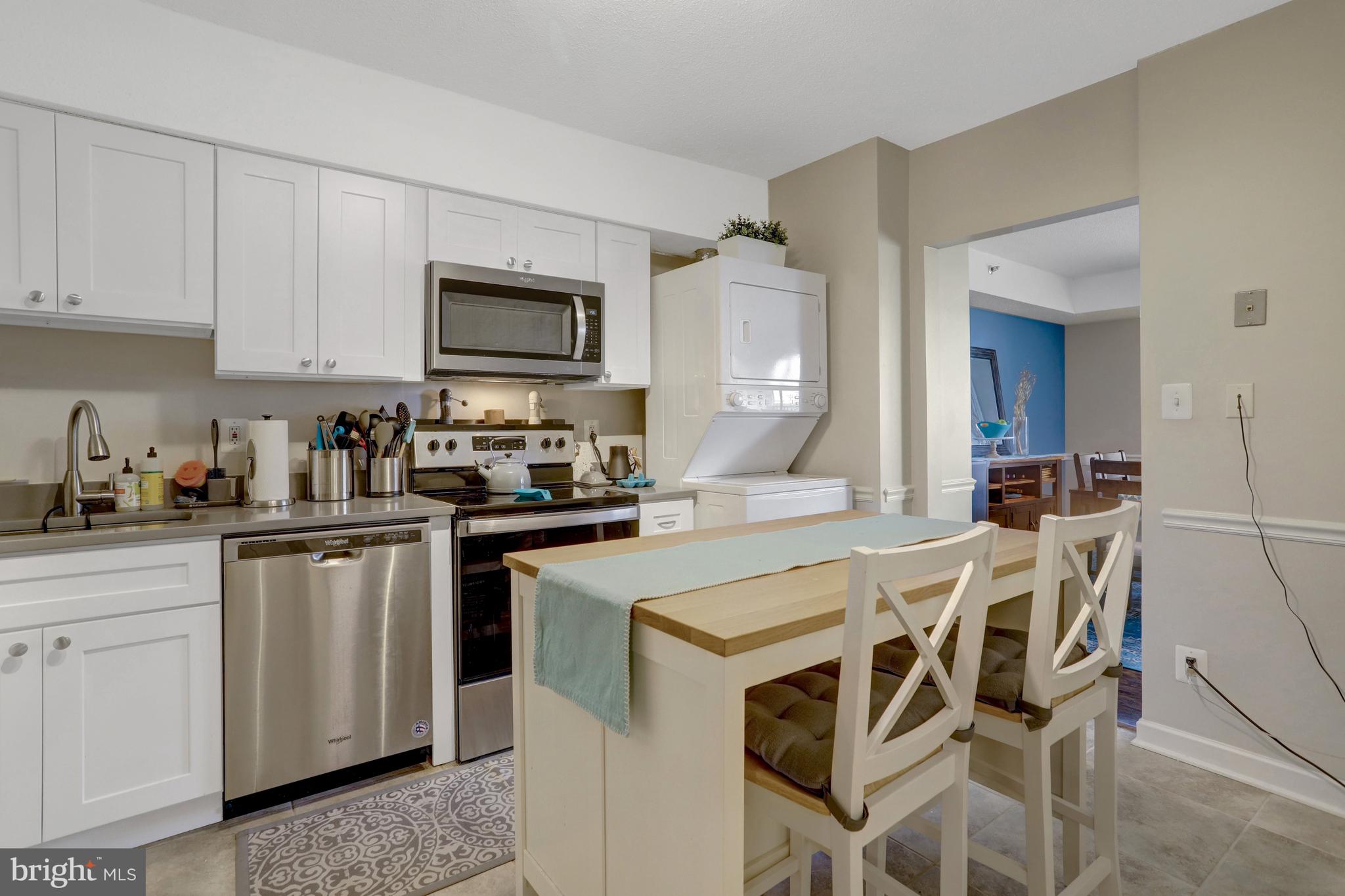 3713 S George Mason Dr #713