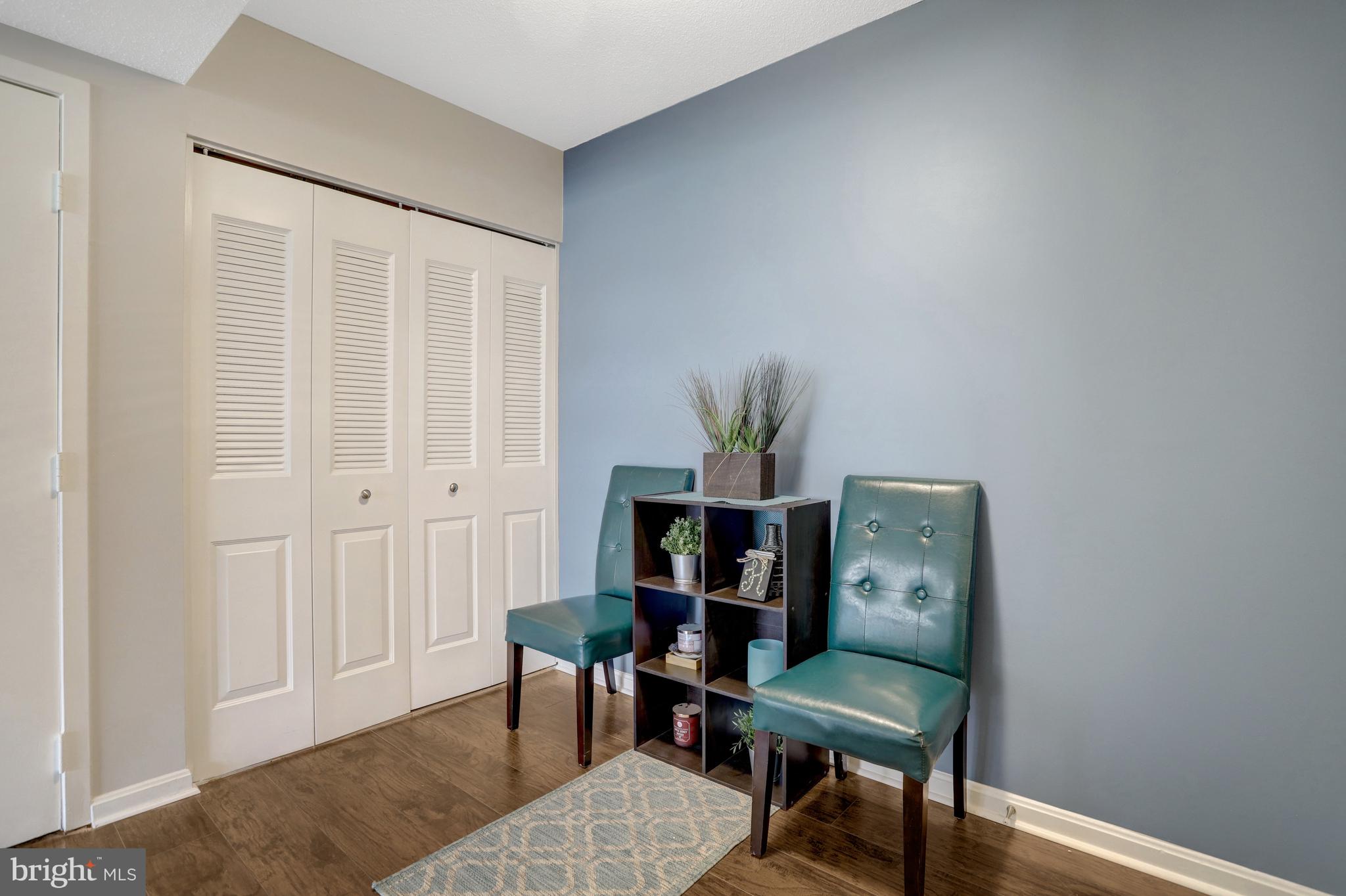 3713 S George Mason Dr #713