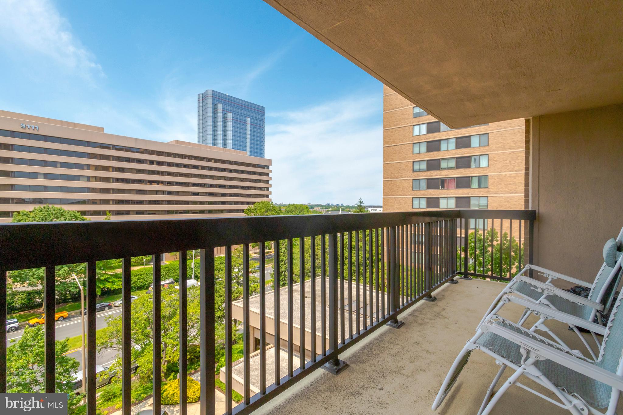 3713 S George Mason Dr #713