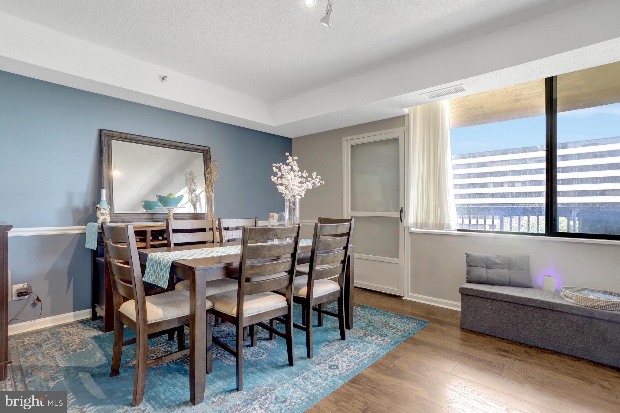 3713 S George Mason Dr #713