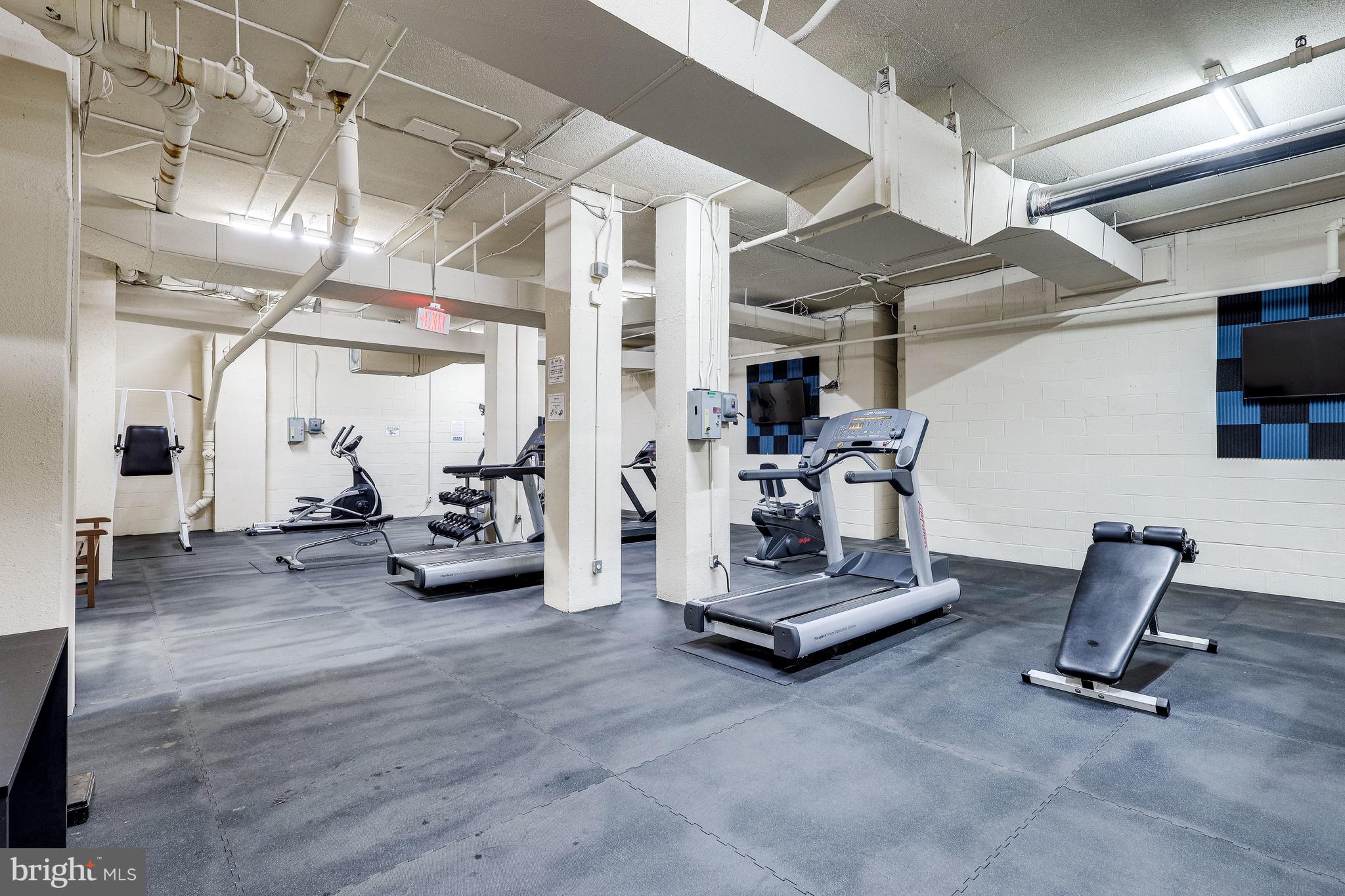 3713 S George Mason Dr #713