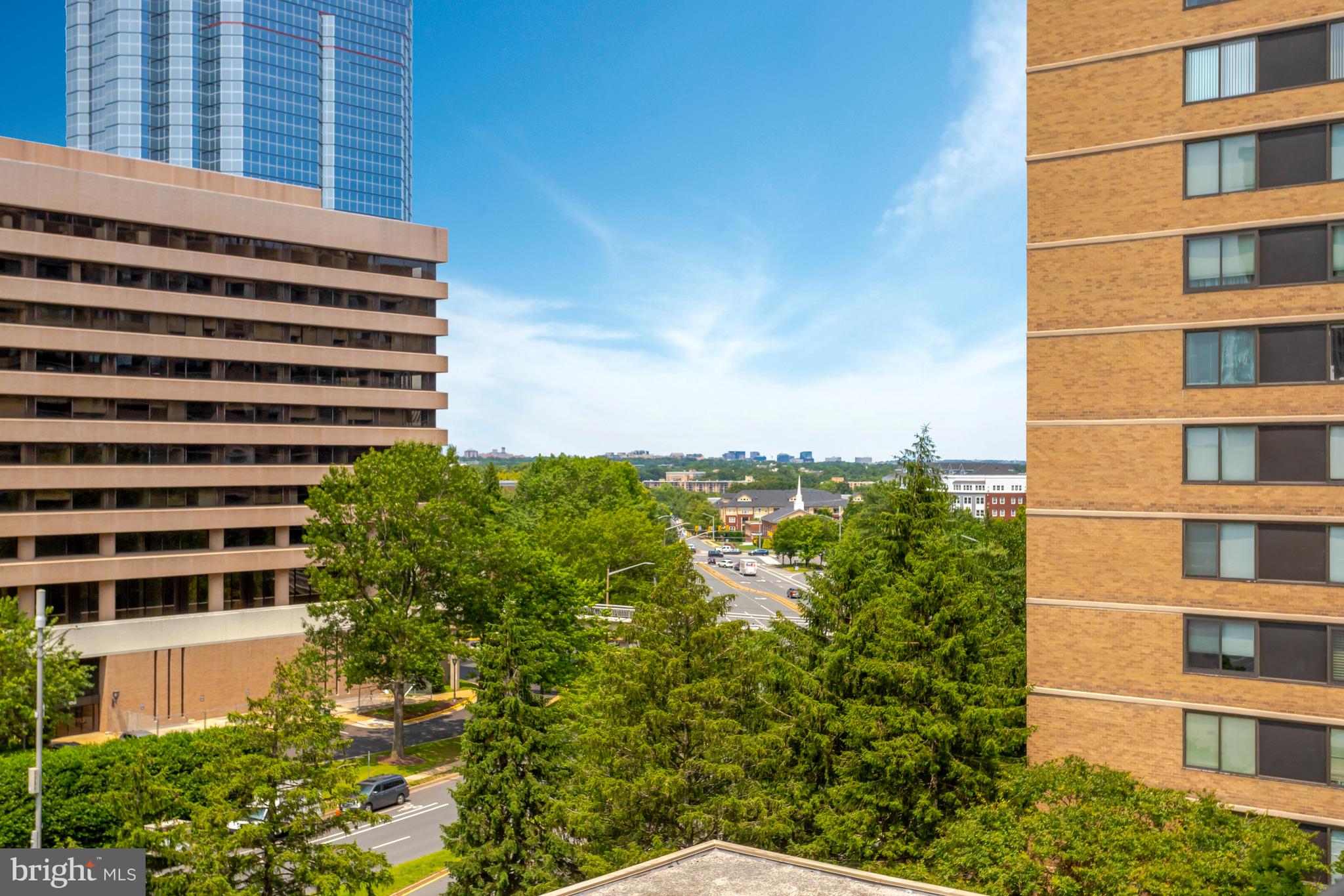 3713 S George Mason Dr #713