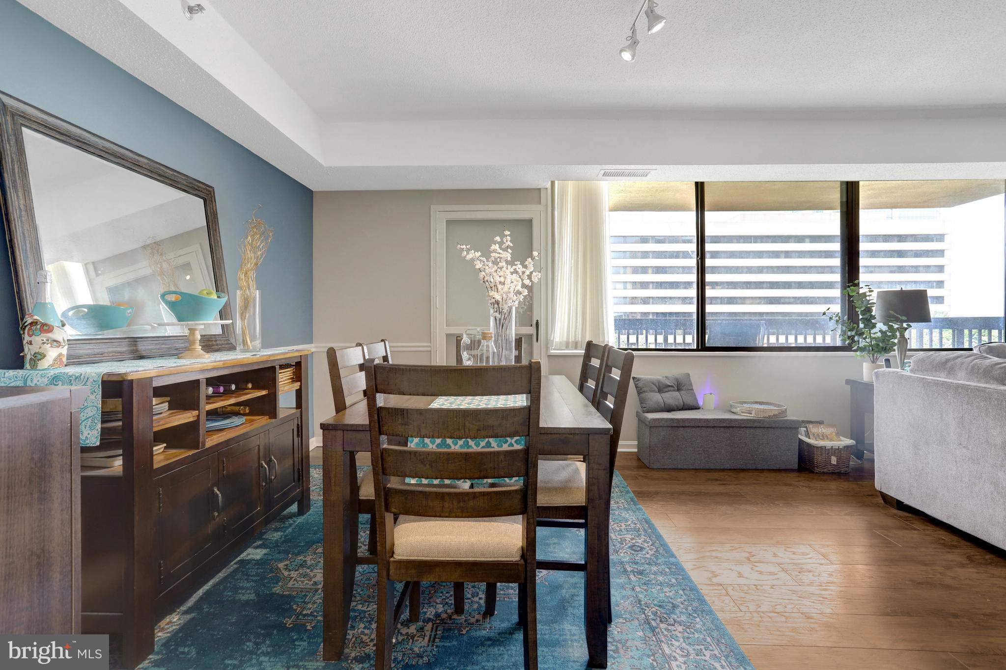 3713 S George Mason Dr #713