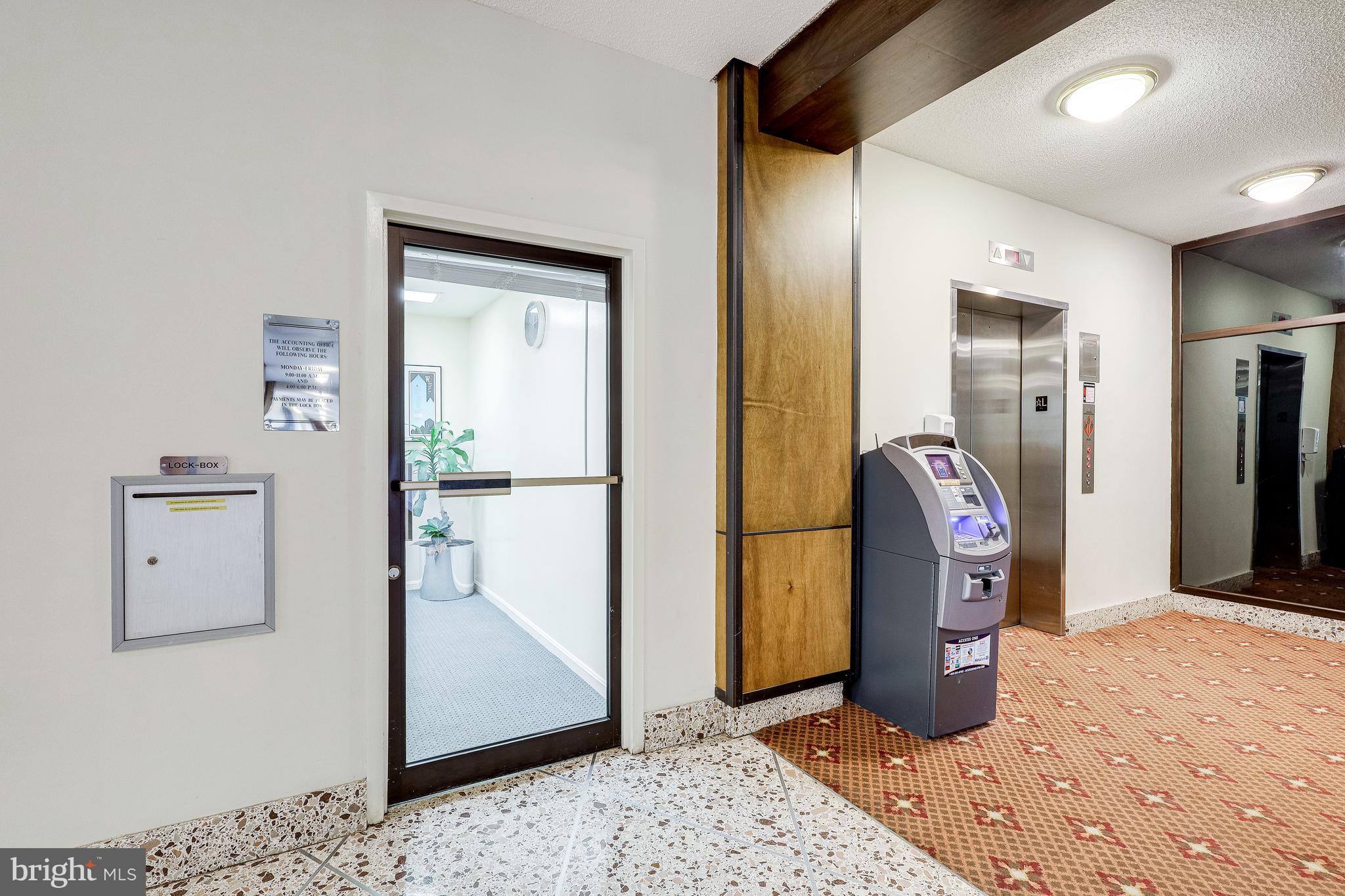 3713 S George Mason Dr #713